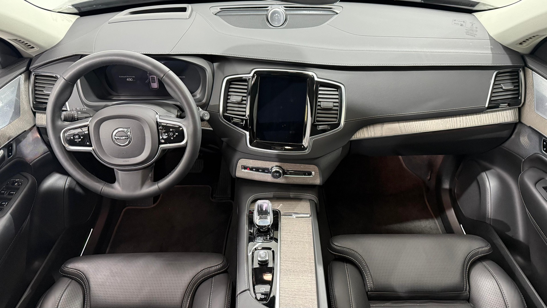 VOLVO XC90 2.0 T8 TE Ultimate Dark 7-image-4