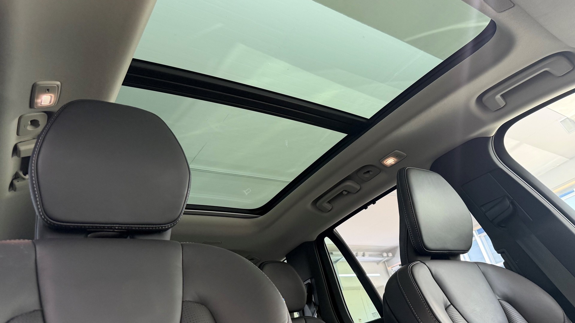 VOLVO XC90 2.0 T8 TE Ultimate Dark 7-image-13