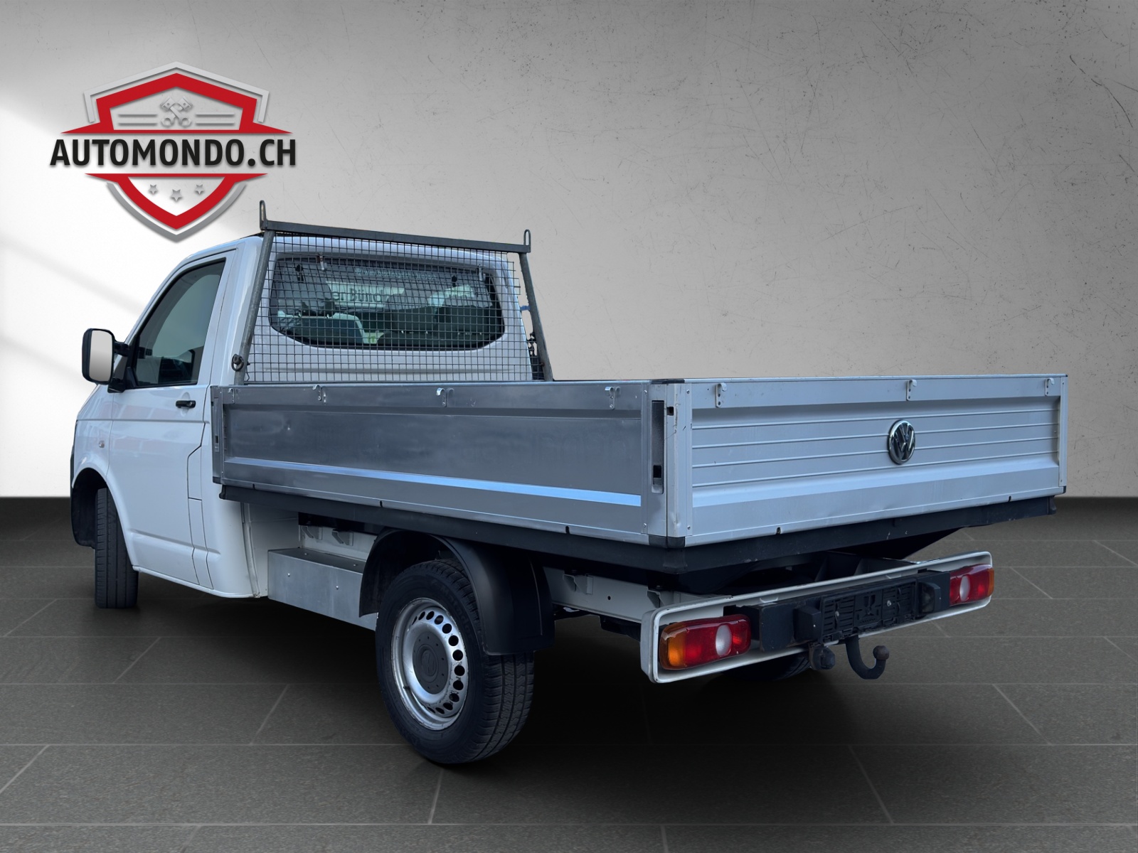 VW T5 2.0 TDI-image-4