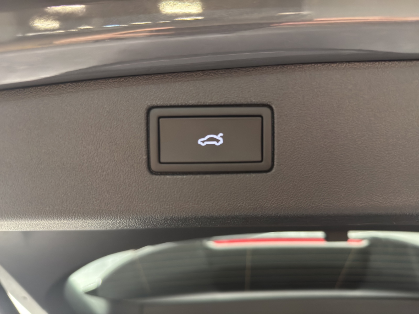 VW Tiguan 1.5 TSI PHEV R-Line DSG-image-11