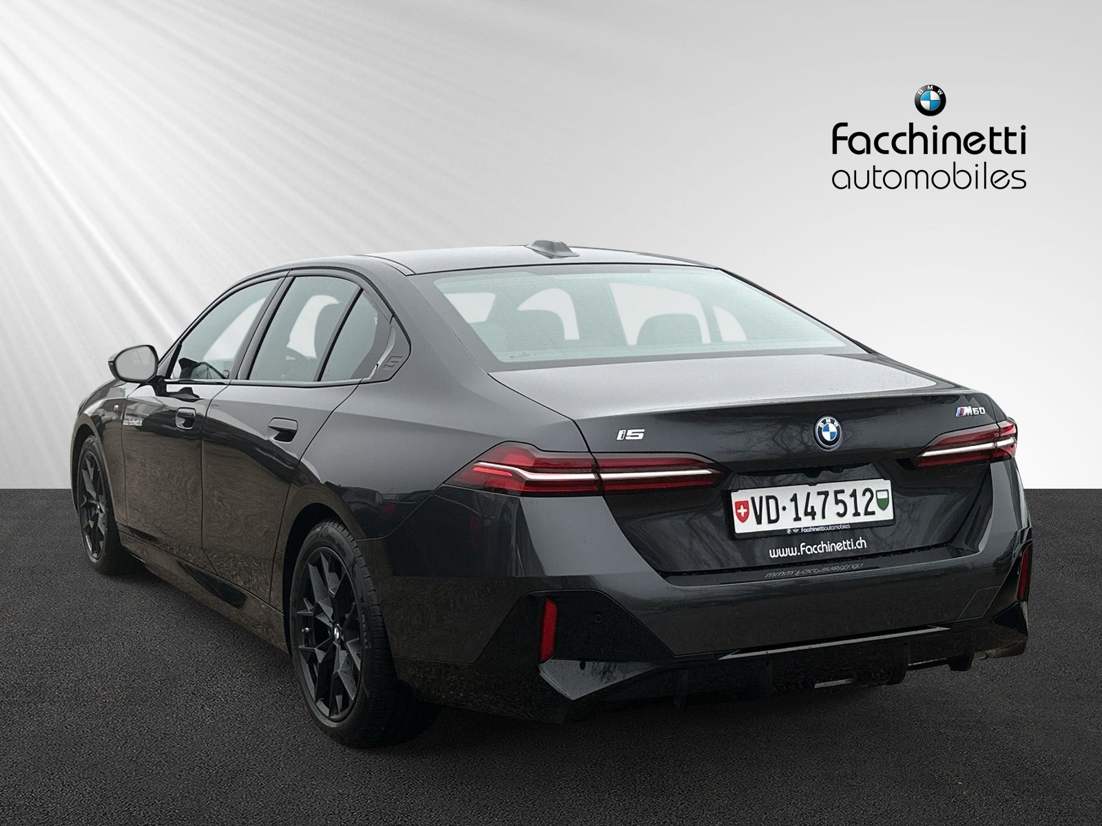 BMW i5 M60 xDrive-showroom-element-2