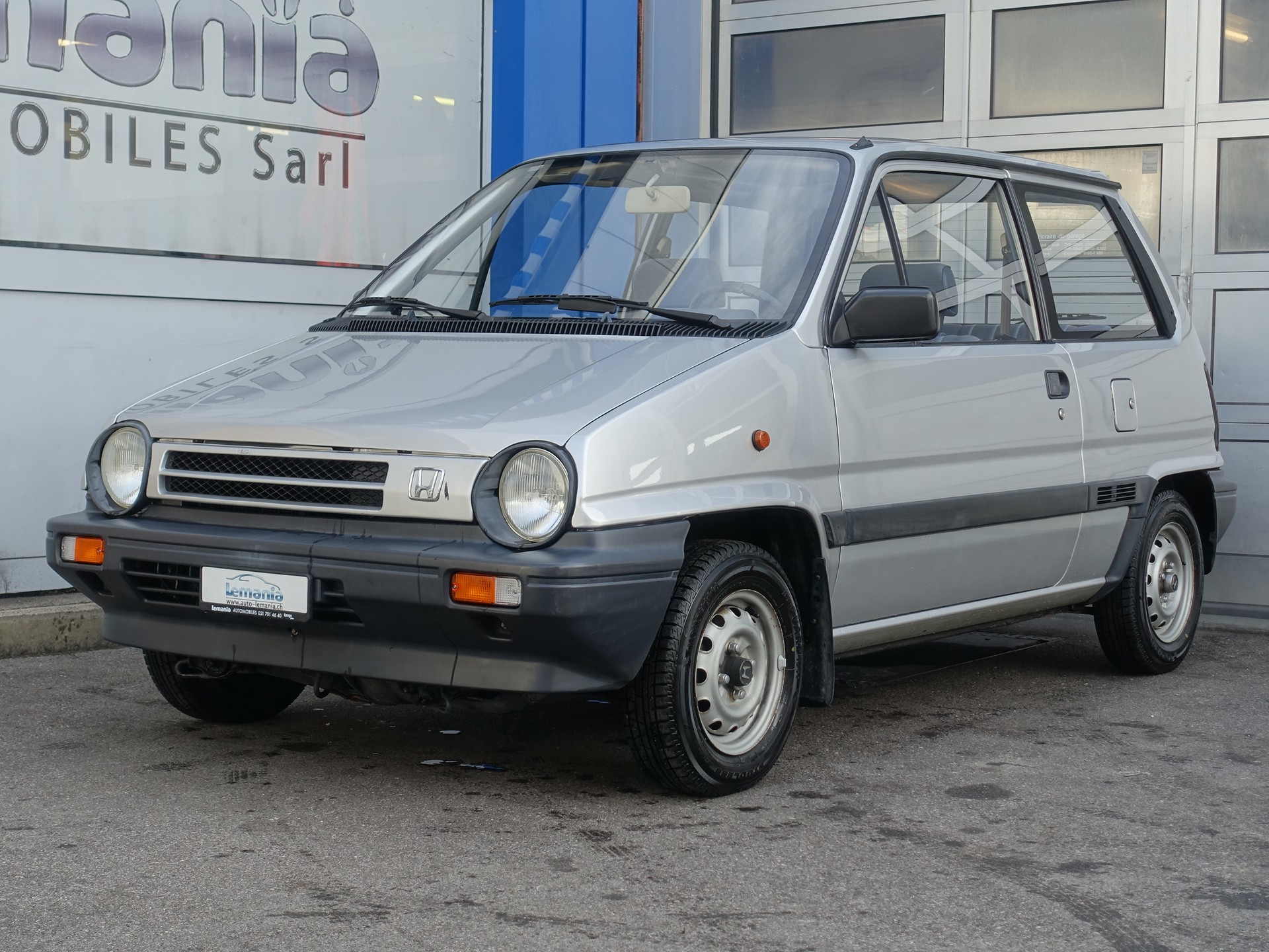HONDA AA Jazz-image-1