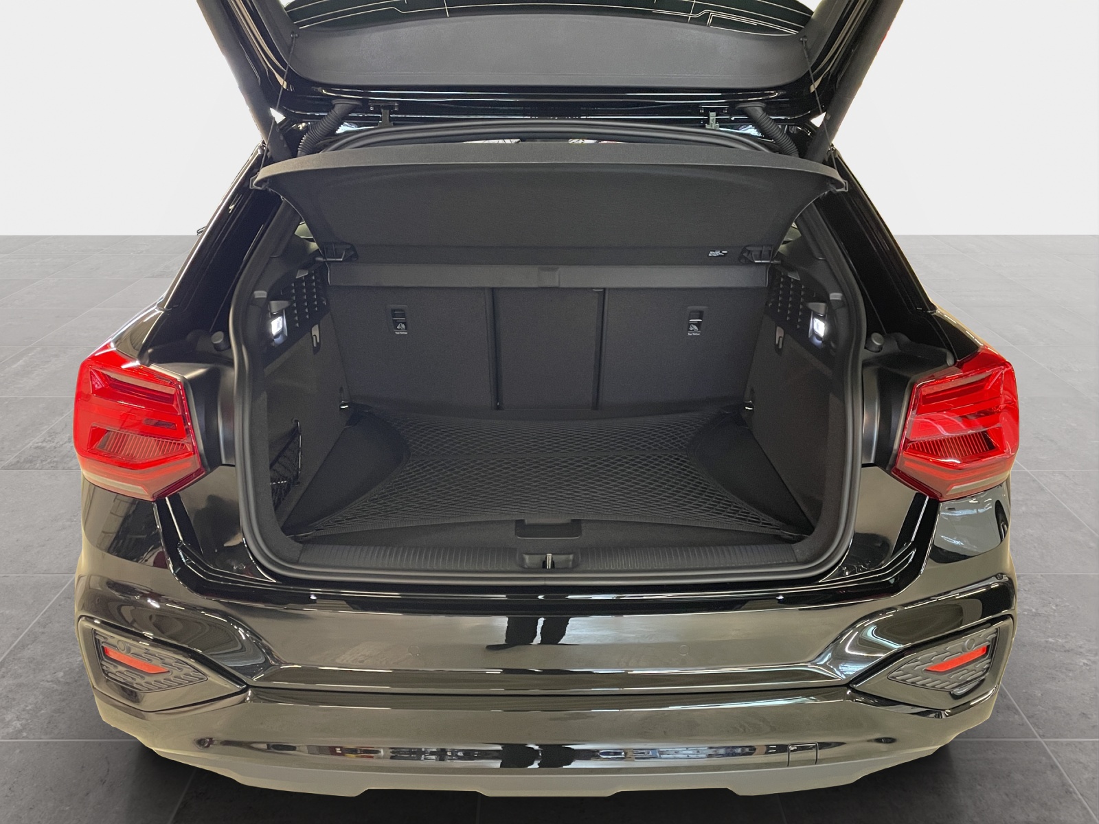 AUDI Q2 40 TFSI advanced Attraction quattro S-tronic-image-12