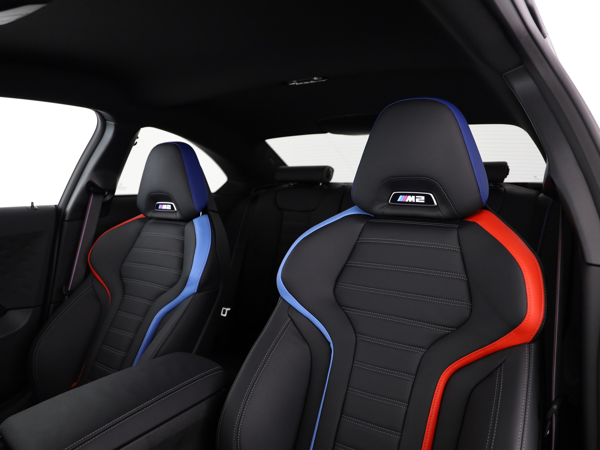 BMW M2 Coupé-image-11