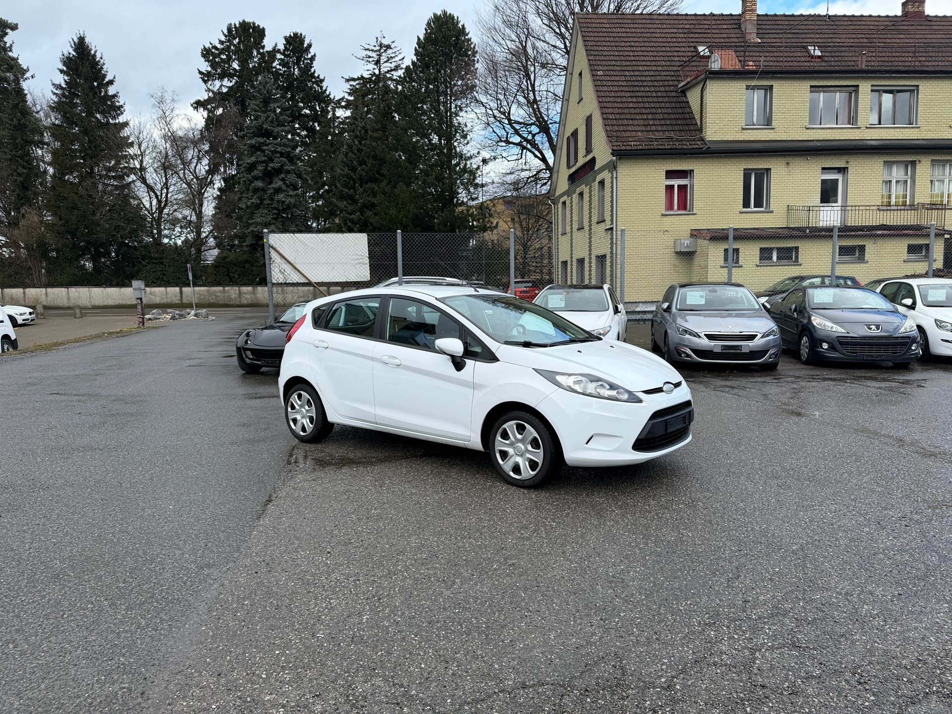 FORD Fiesta 1.25 16V Ambiente-image-4