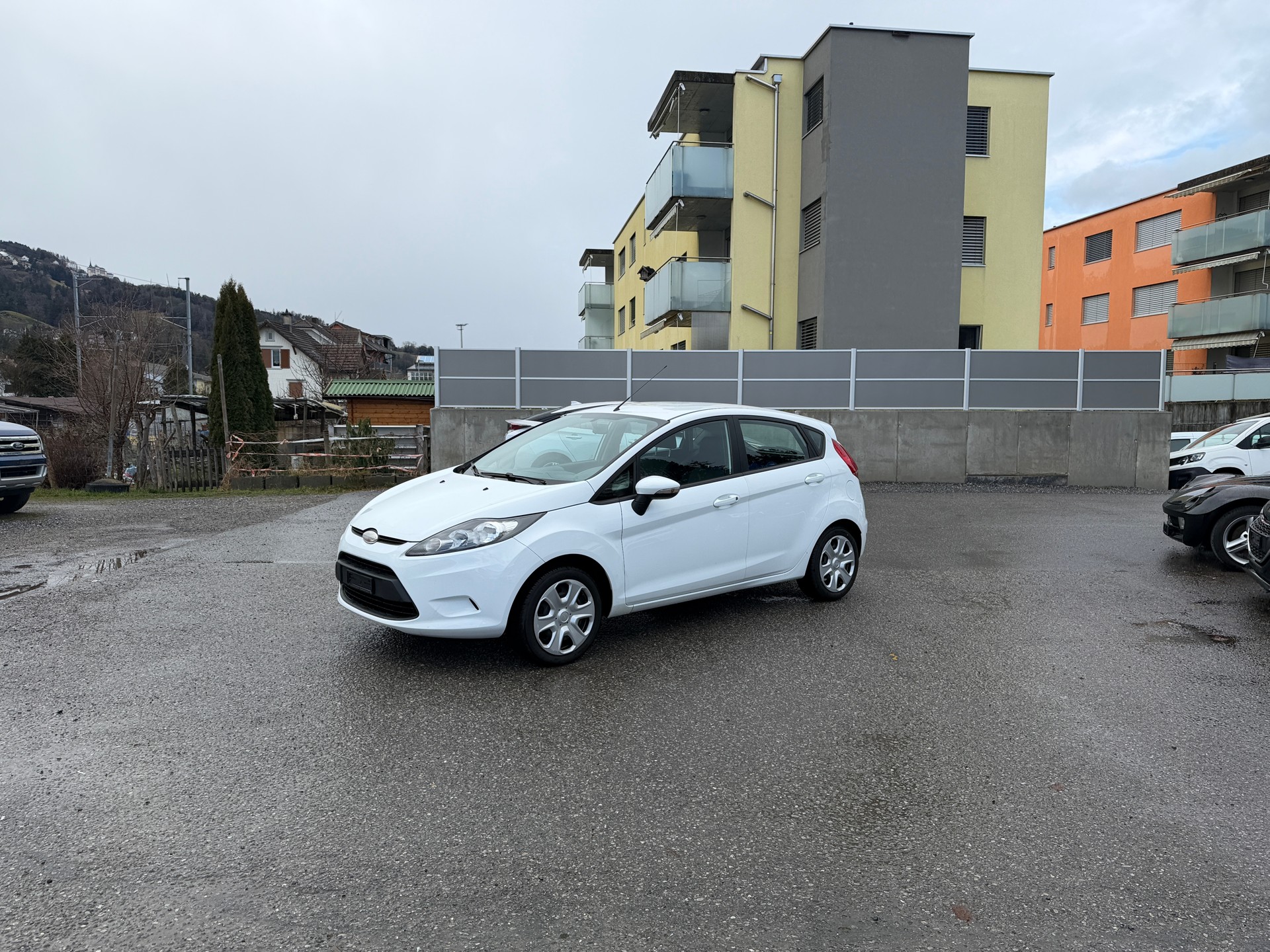 FORD Fiesta 1.25 16V Ambiente-image-2