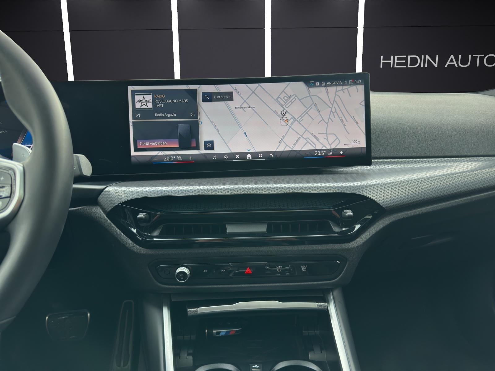 BMW 330e xDrive Touring M Sport-image-17
