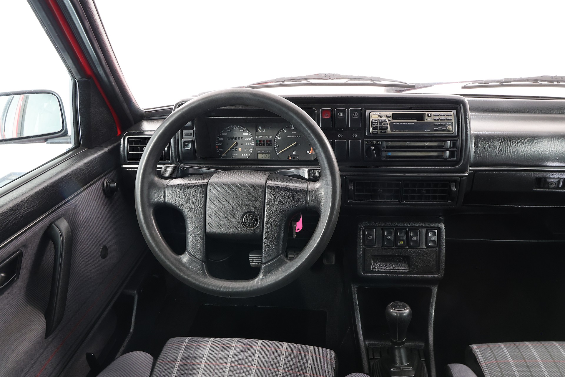VW Golf 1800 GTI 16V**Veteranenfahrzeug**-image-13