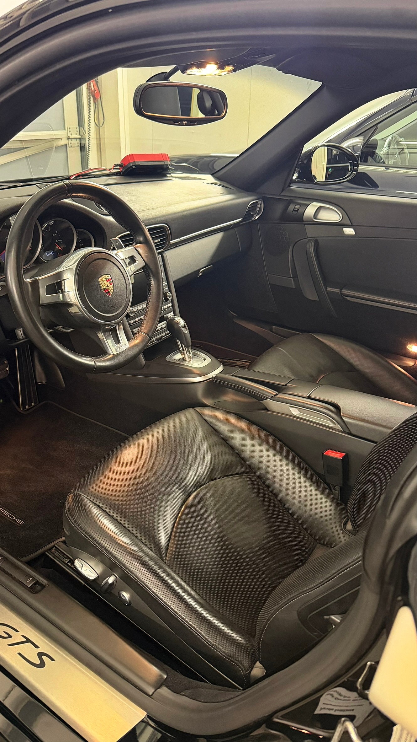PORSCHE 911 Carrera GTS PDK-image-16