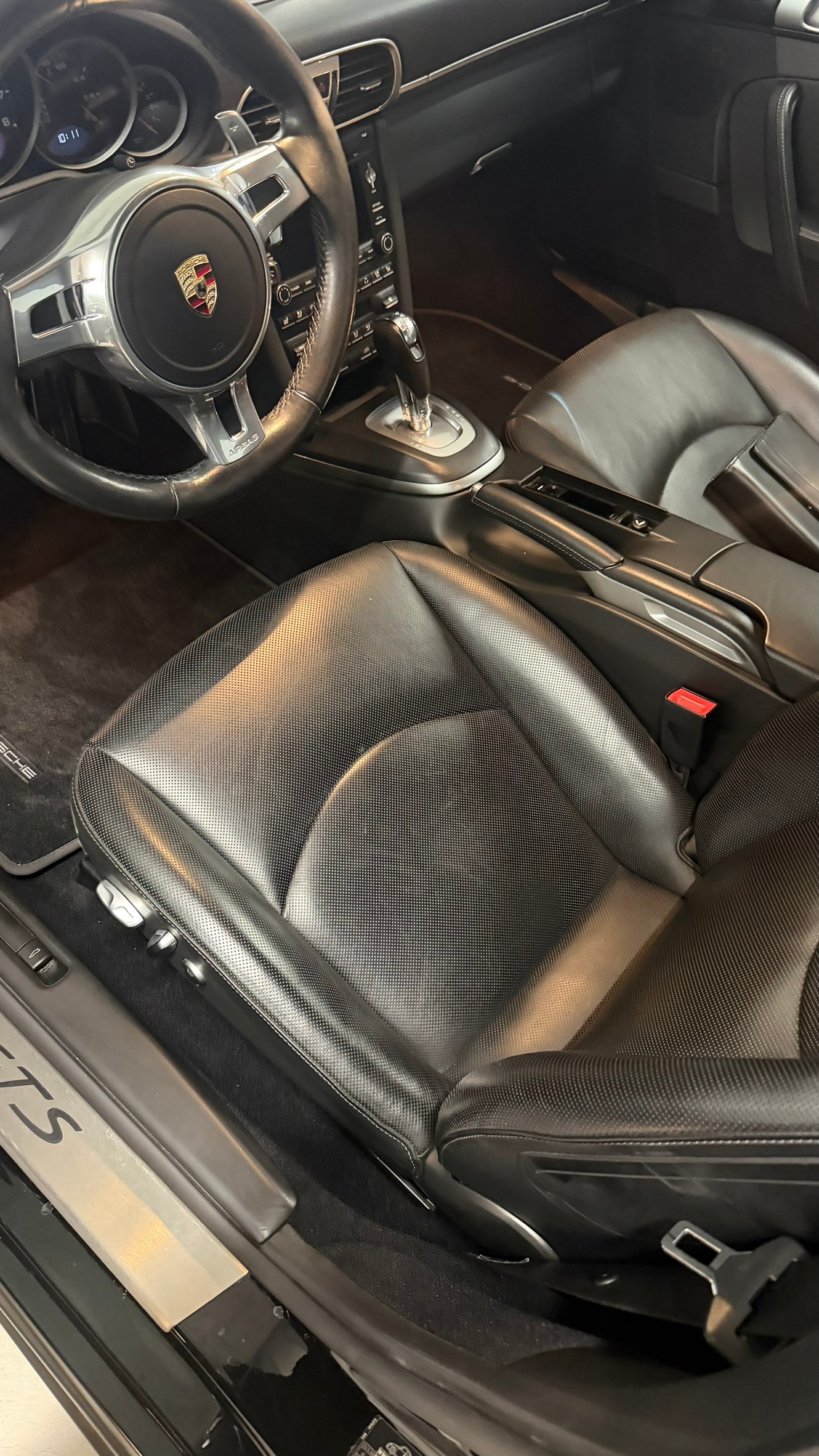 PORSCHE 911 Carrera GTS PDK-image-13