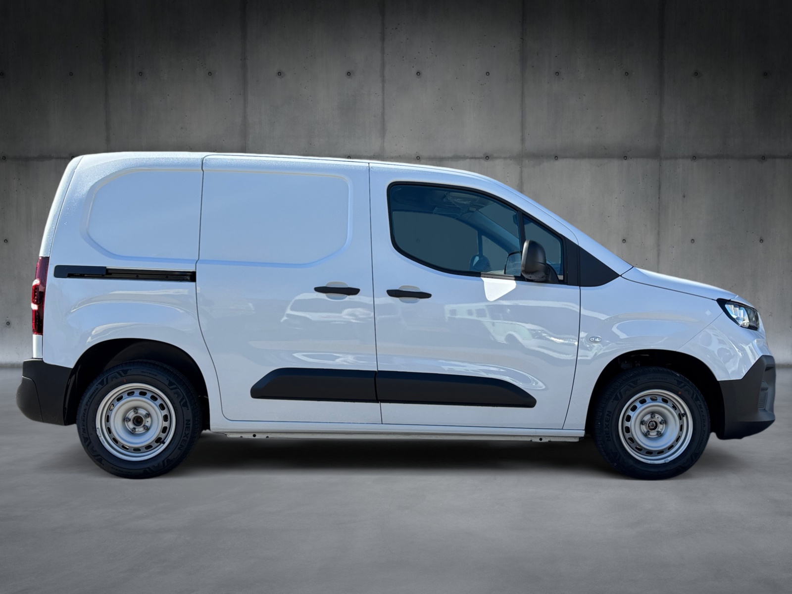 FIAT Doblo 1.5 BlueHDi L1 650kg Easy Pro-image-2