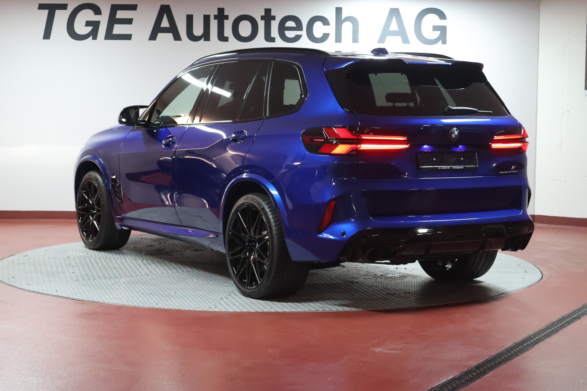 BMW X5M Competition-image-21