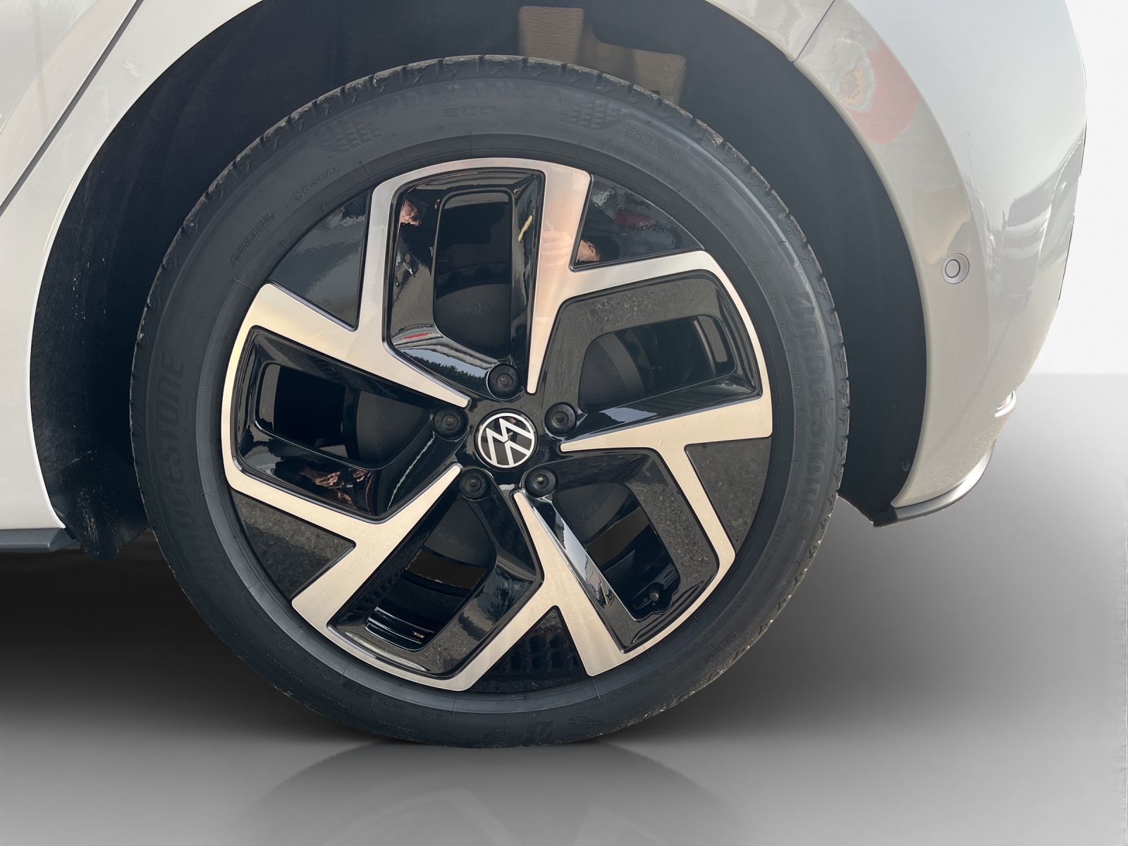 VW ID.3 Pro 59 kWh Pro United-image-13