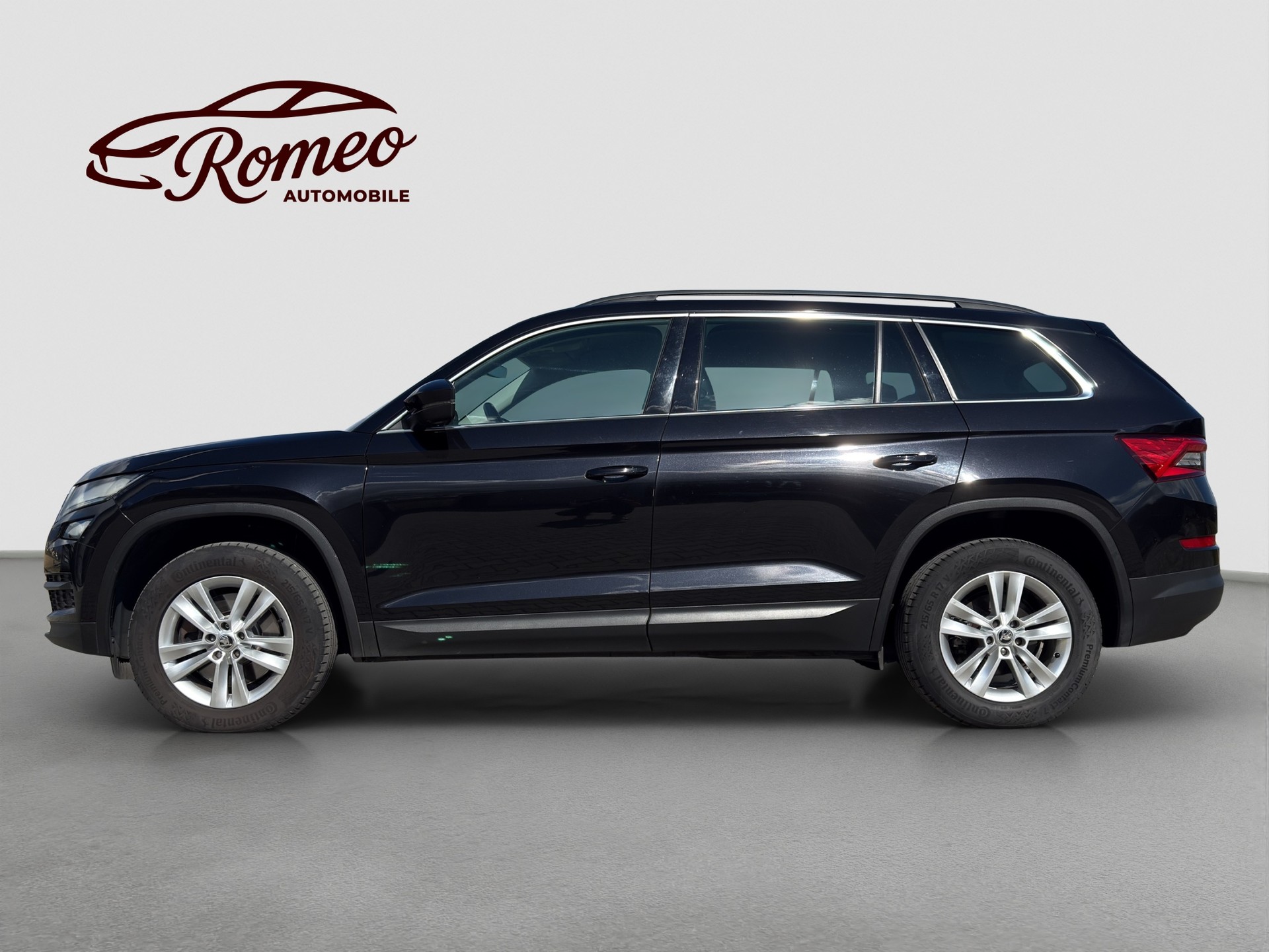SKODA Kodiaq 2.0 TDI CR Style 4x4 DSG ** Frisch ab MFK und Service ** CH Auto ** 1. Hand **-image-4
