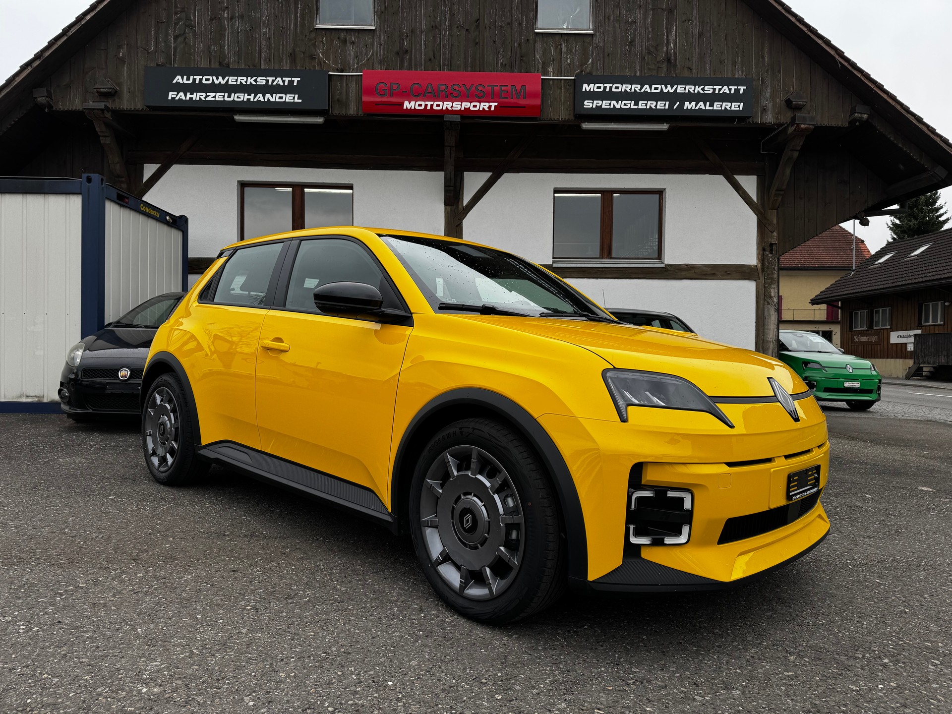 RENAULT R5 E-Tech Urban Range 40 kWh Evolution-image-13