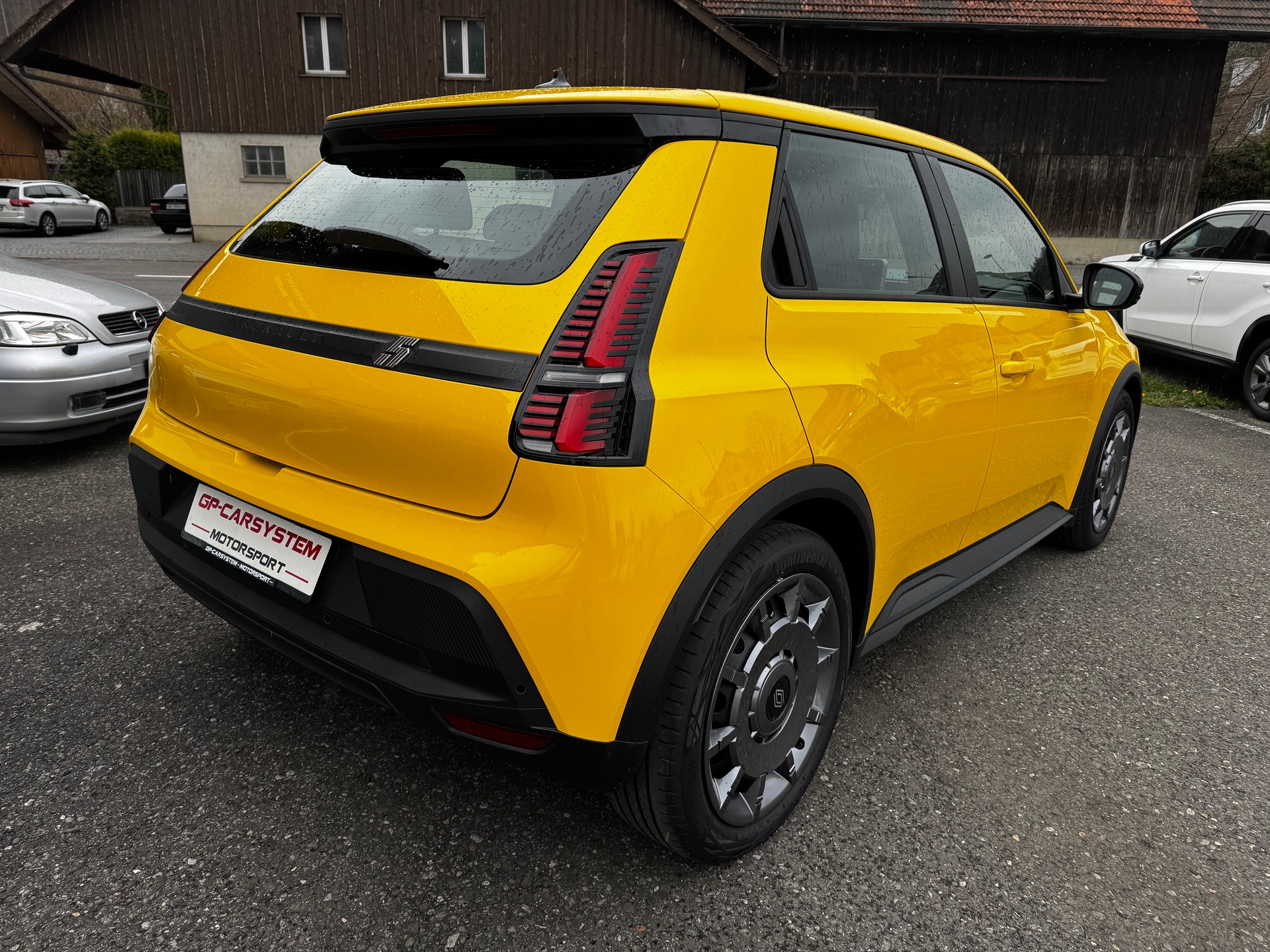 RENAULT R5 E-Tech Urban Range 40 kWh Evolution-image-4