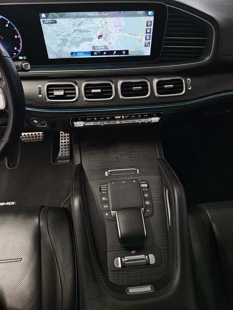 MERCEDES-BENZ GLE 400 d 4Matic AMG Line-image-10