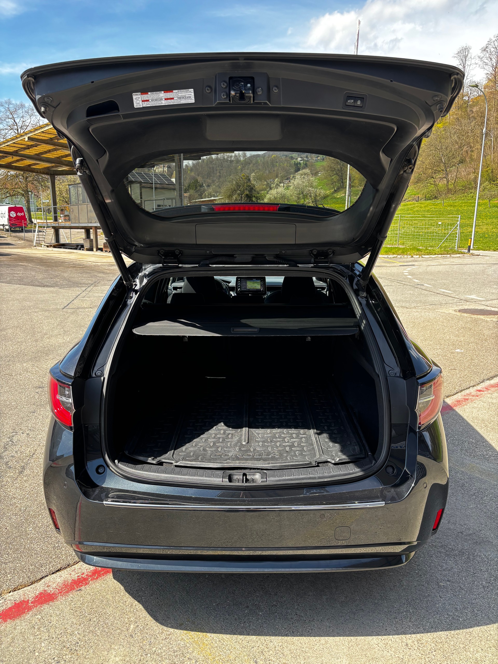 TOYOTA Corolla Touring Sports 1.8 HSD Trend e-CVT-image-13