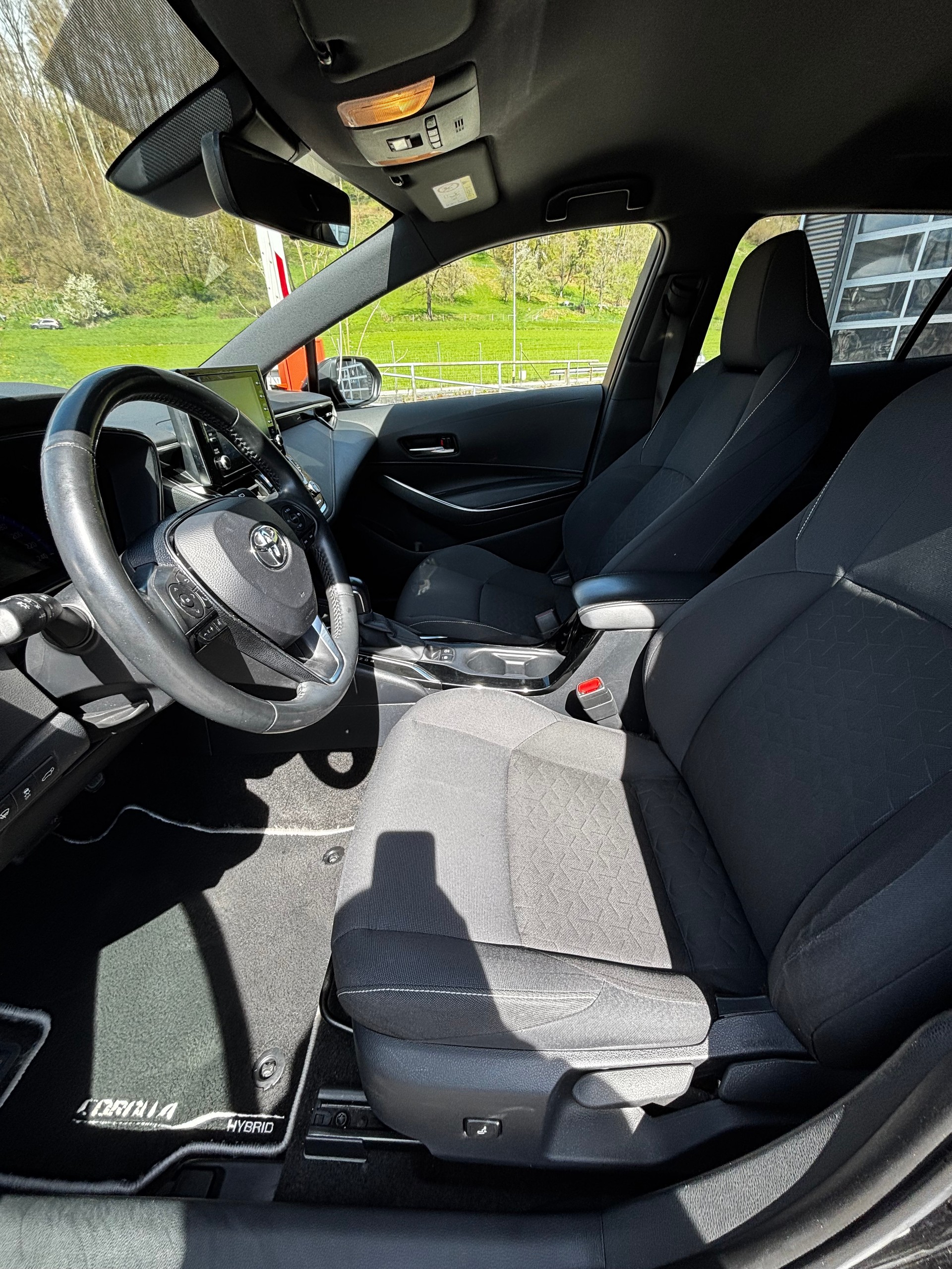 TOYOTA Corolla Touring Sports 1.8 HSD Trend e-CVT-image-8