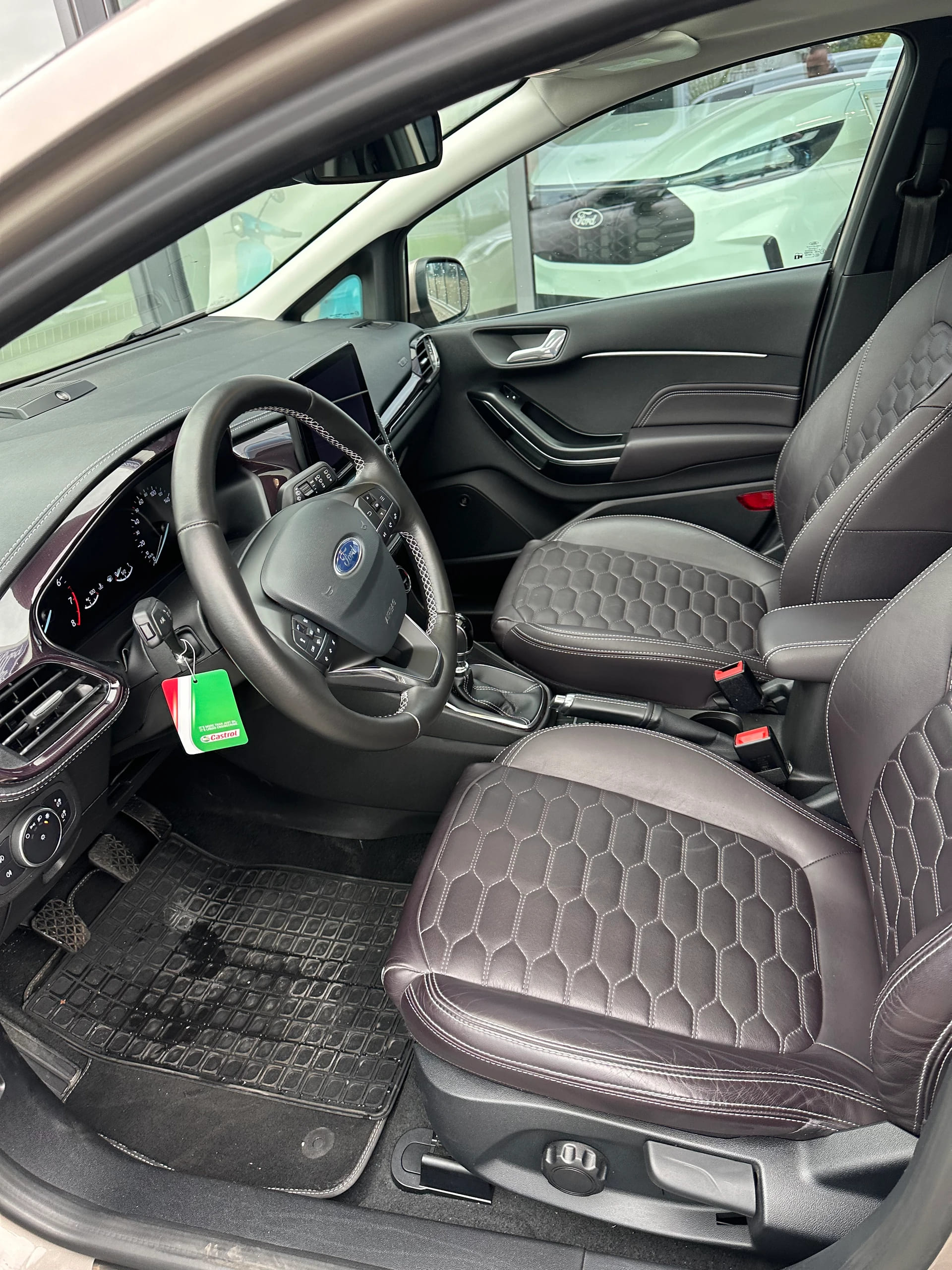 FORD Fiesta 1.0 EcoB 125 Vignale-image-8