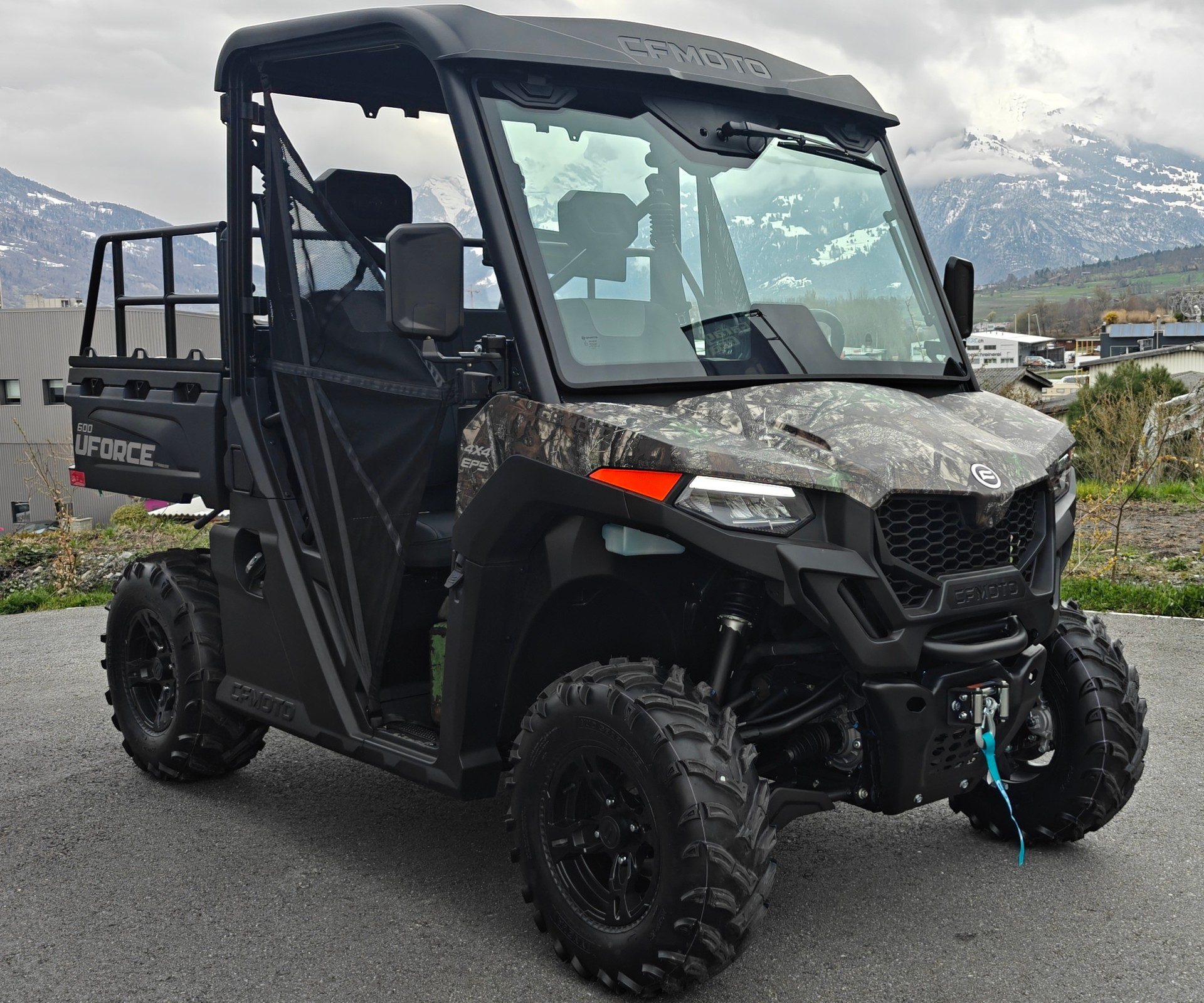 CF MOTO UForce 600 EFI 4x4-image-6