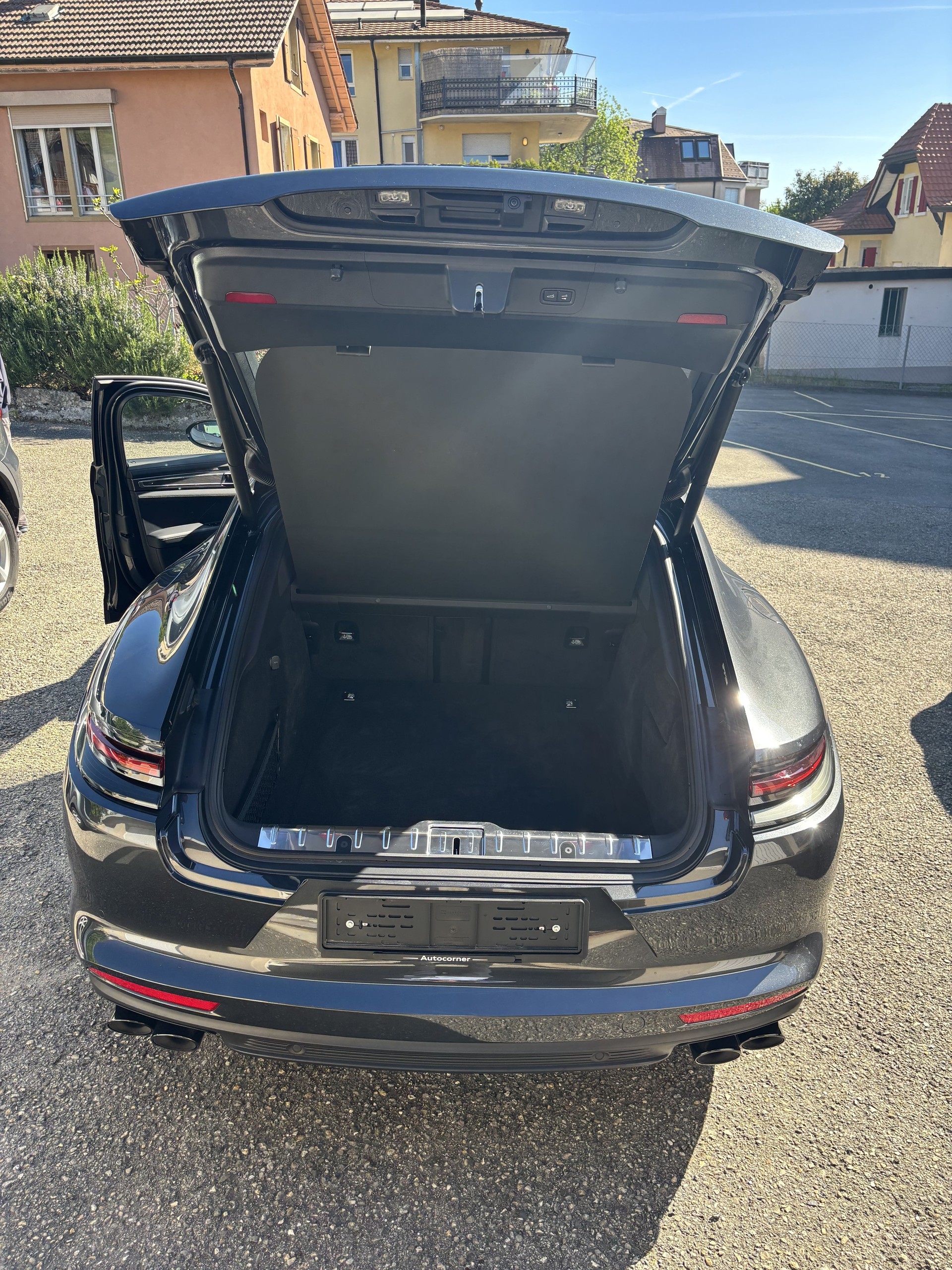 PORSCHE Panamera Turbo S E-Hybrid PDK-image-4