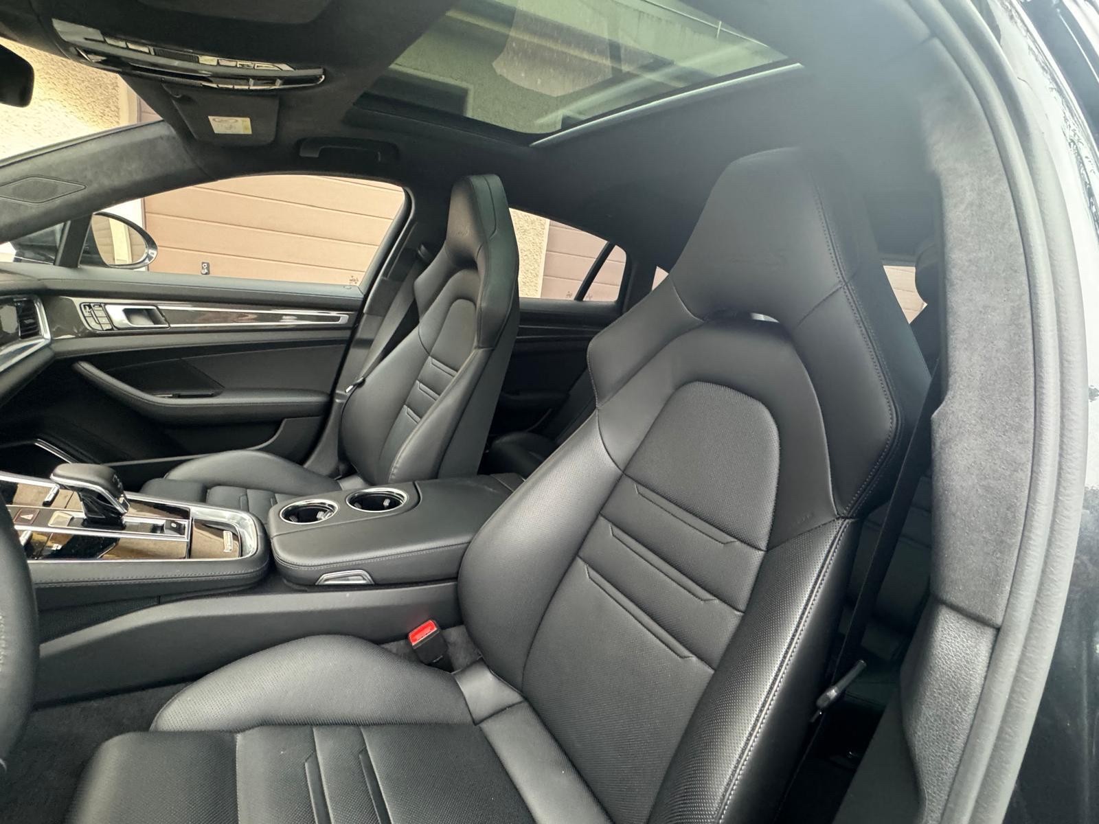 PORSCHE Panamera Turbo S E-Hybrid PDK-image-7