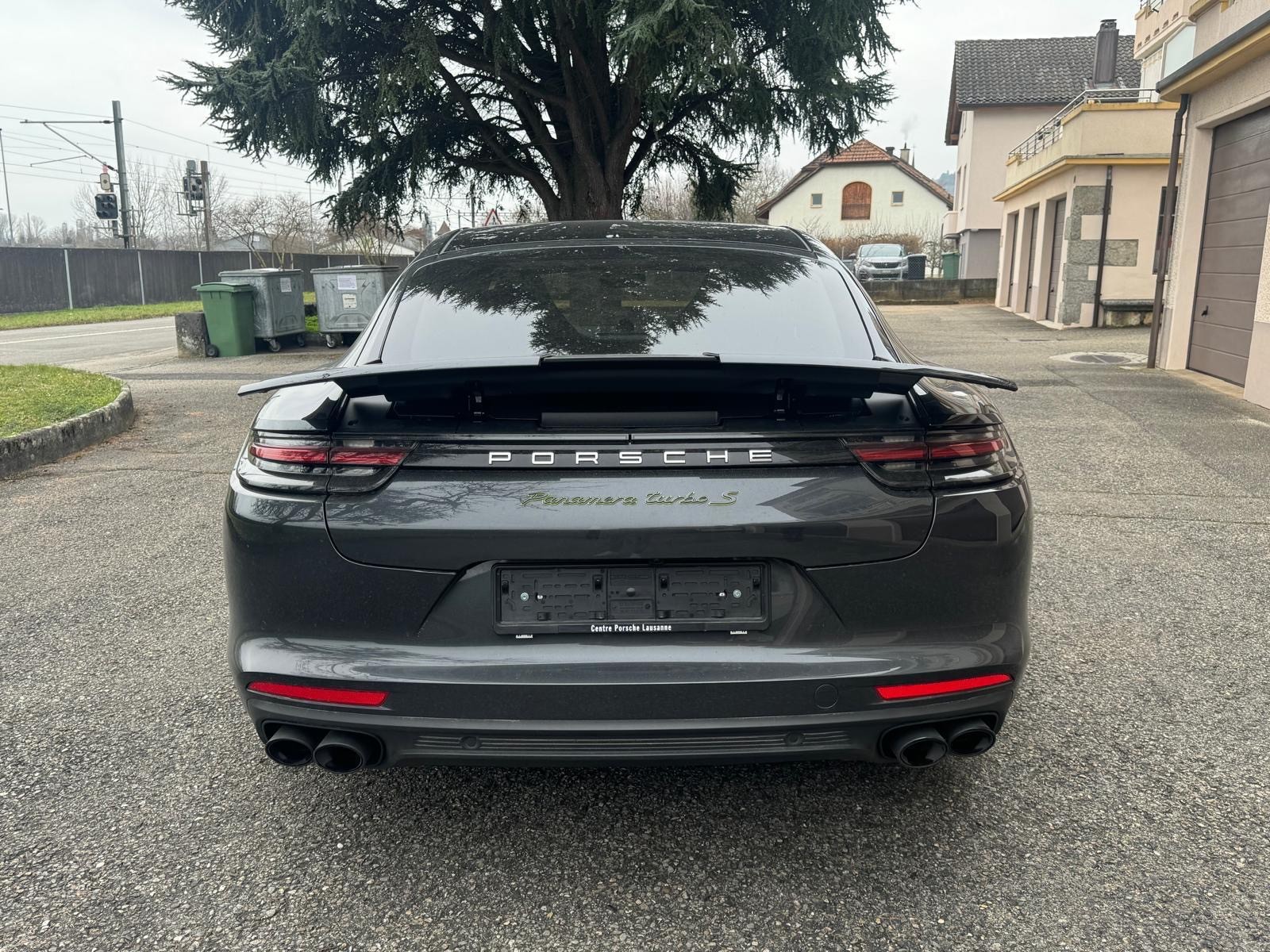 PORSCHE Panamera Turbo S E-Hybrid PDK-image-3