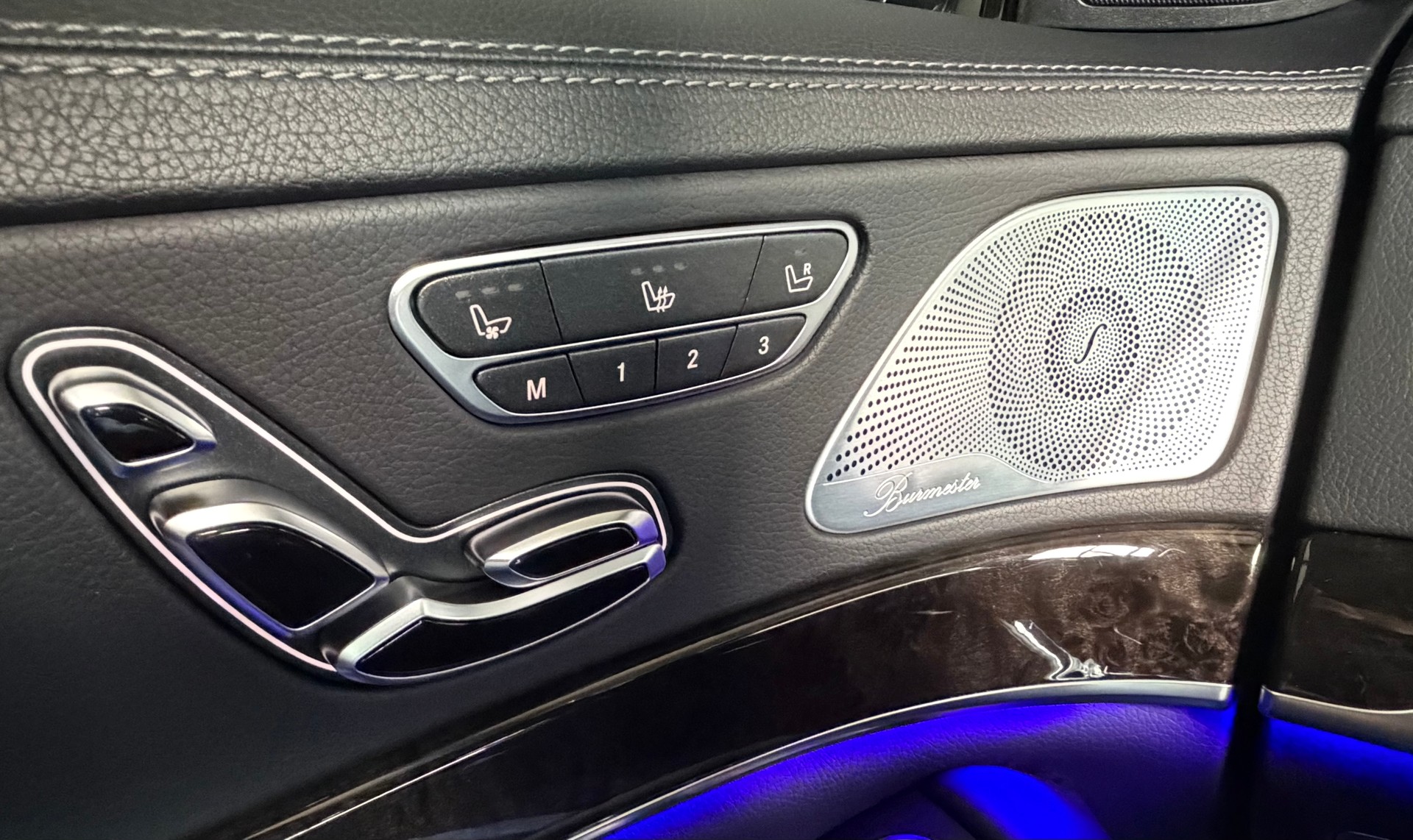 MERCEDES-BENZ S 400 d L 4Matic 9G-Tronic *** AMG Line Plus & AMG Styling Paket ***-showroom-element-3