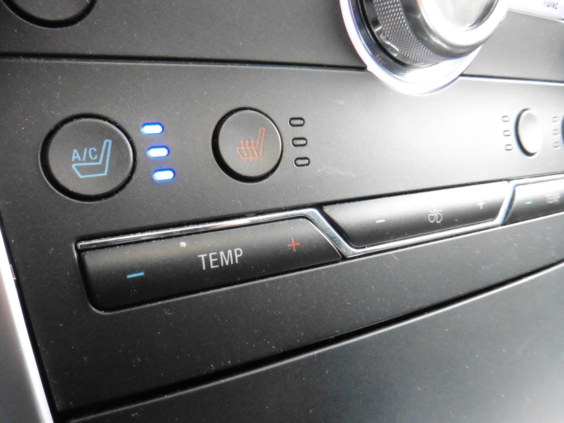 FORD Edge 2.0 TDCi ST-Line 4WD PowerShift-image-19