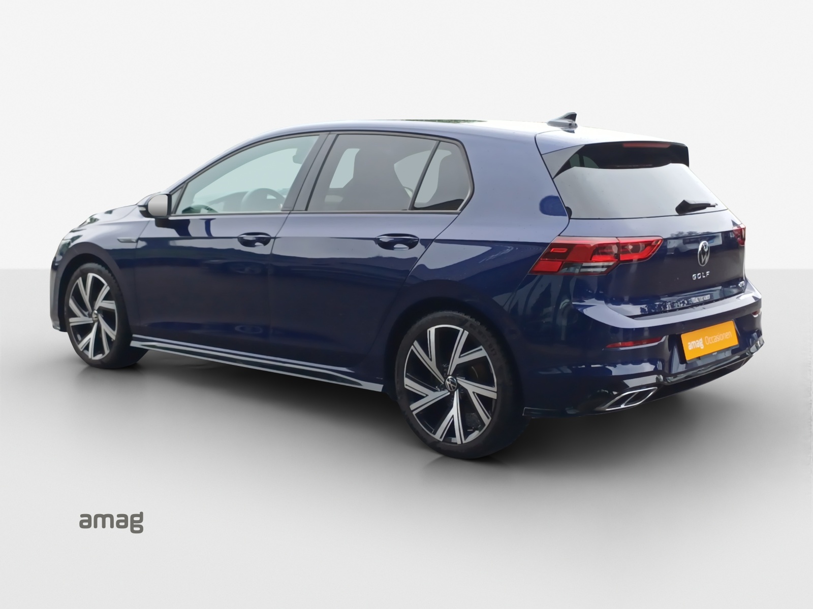 VW Golf 1.5 eTSI mHEV ACT R-Line DSG-image-2