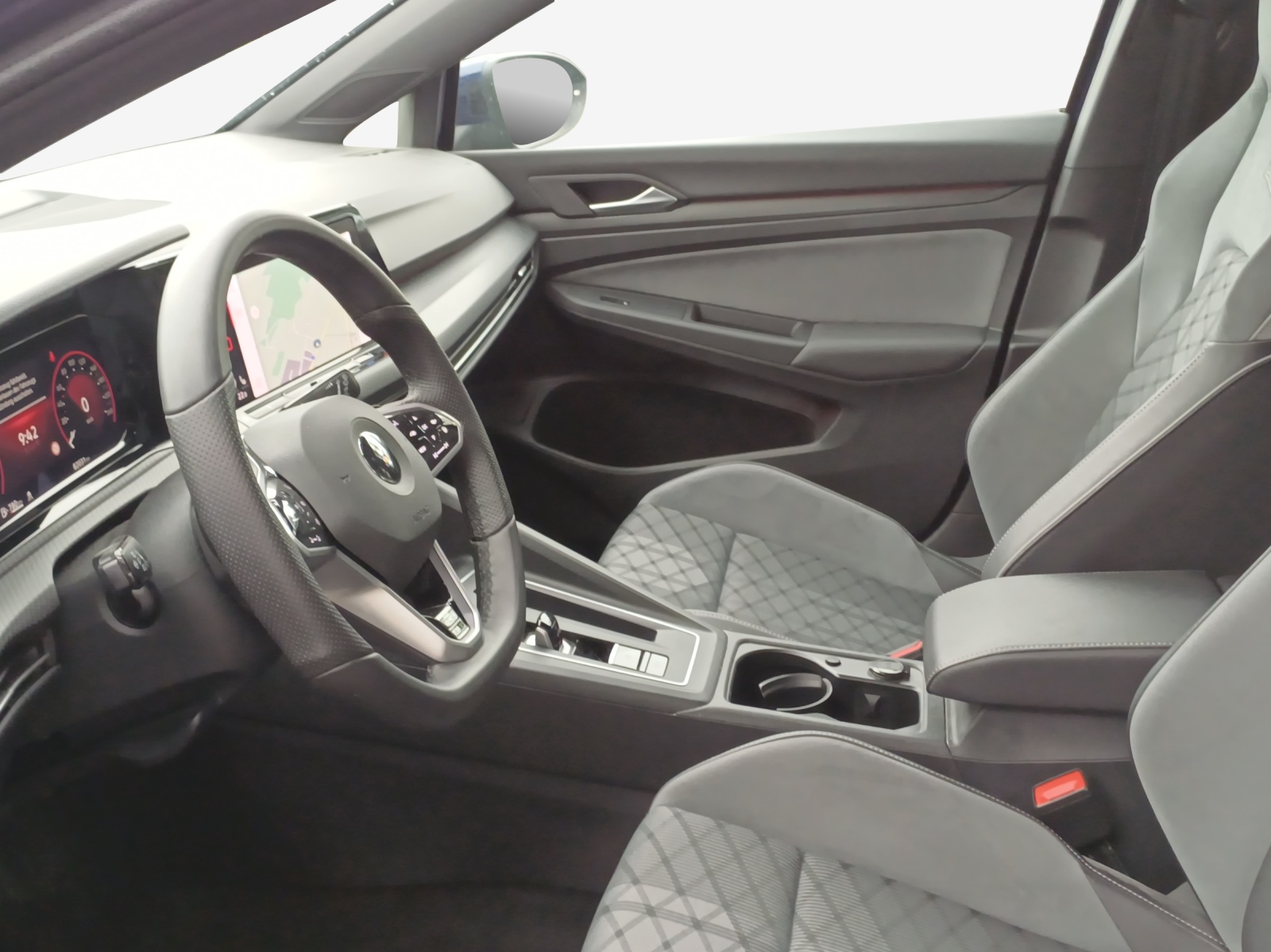 VW Golf 1.5 eTSI mHEV ACT R-Line DSG-image-7