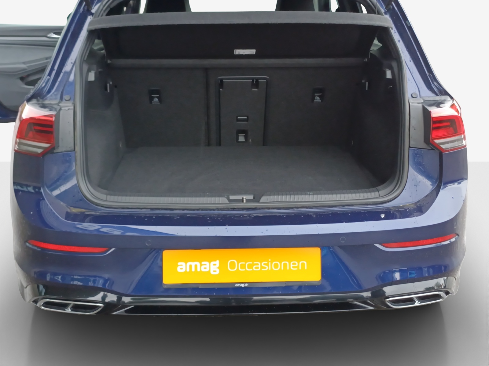 VW Golf 1.5 eTSI mHEV ACT R-Line DSG-image-12
