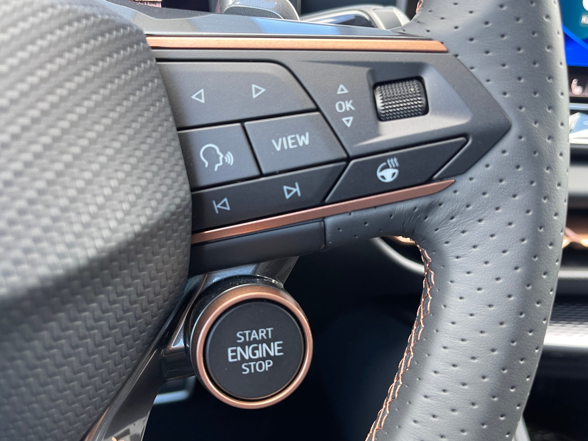 CUPRA Terramar 1.5 eTSI DSG-image-27