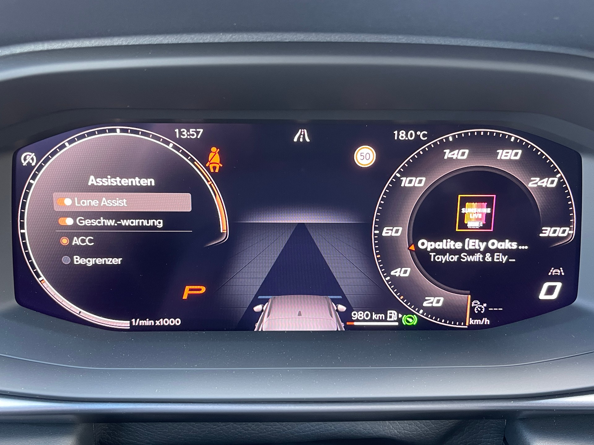 CUPRA Terramar 1.5 eTSI DSG-image-28
