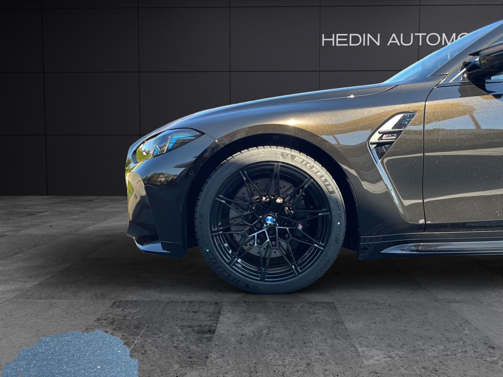 BMW M3 Competition xDrive Touring-image-4