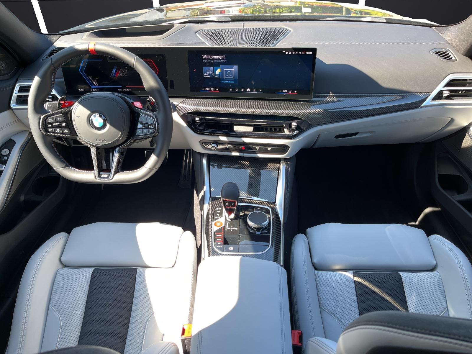 BMW M3 Competition xDrive Touring-image-11