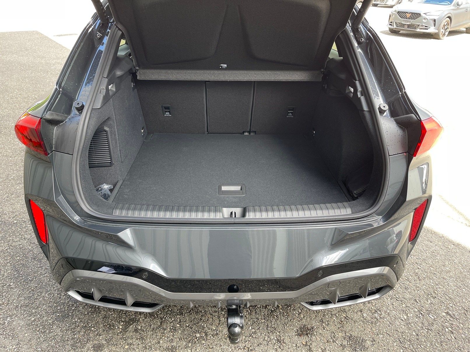 CUPRA Terramar 1.5 eHybrid Prime Edition VZ DSG-image-4