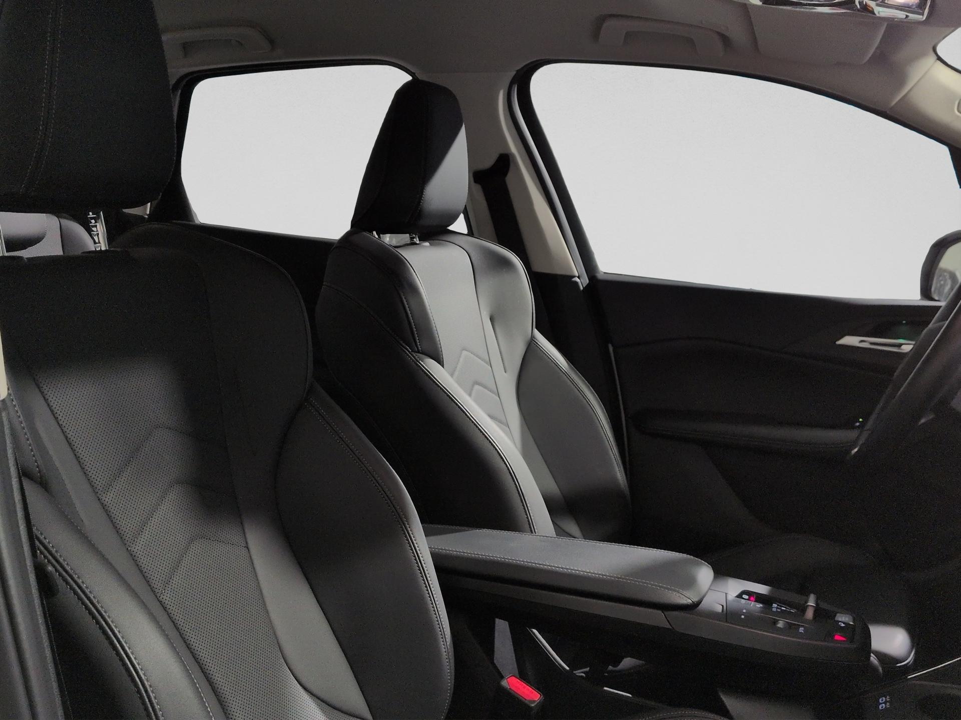 BMW 218i Active Tourer DKG-image-16