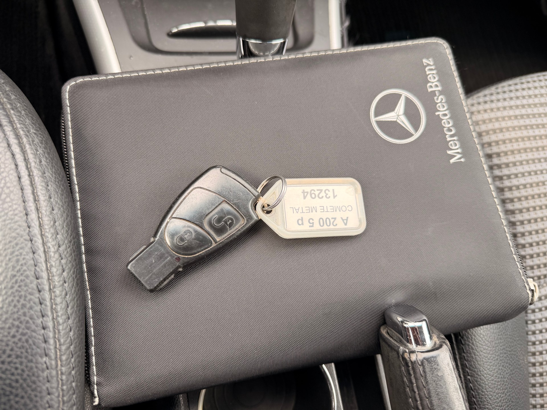 MERCEDES-BENZ A 200 Avantgarde-image-28