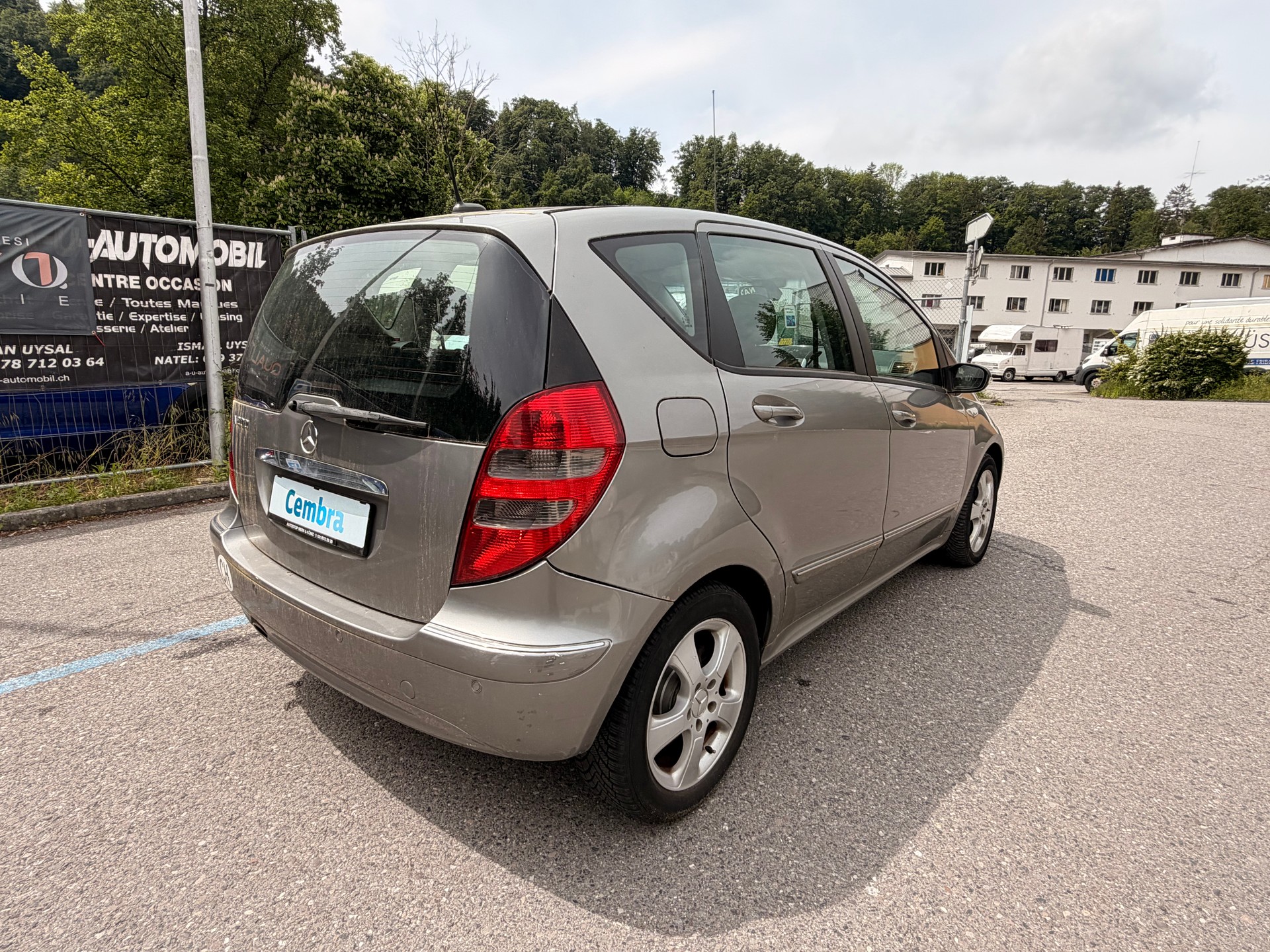 MERCEDES-BENZ A 200 Avantgarde-image-5
