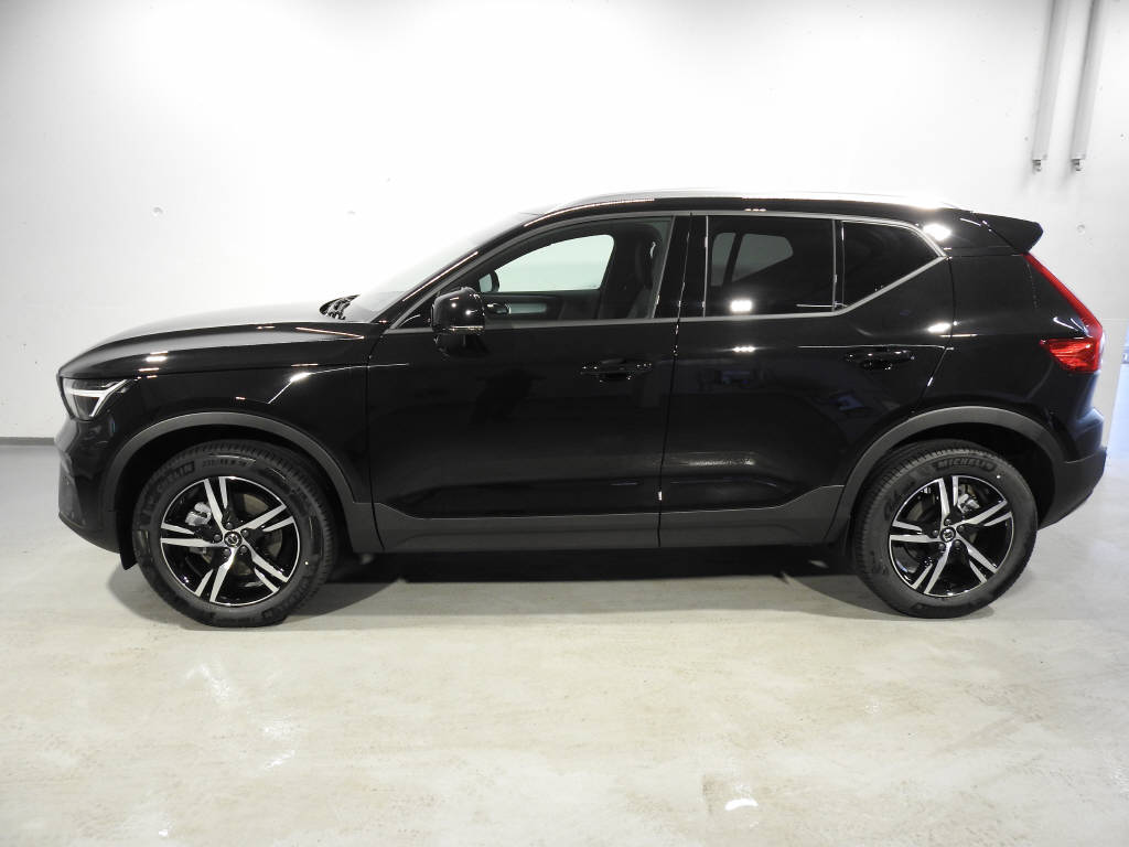 VOLVO XC40 2.0 B3 MH Core-image-8