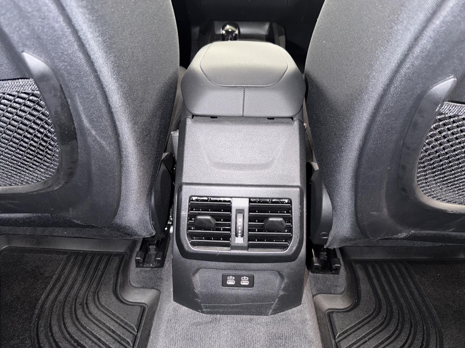 BMW 118i-image-19