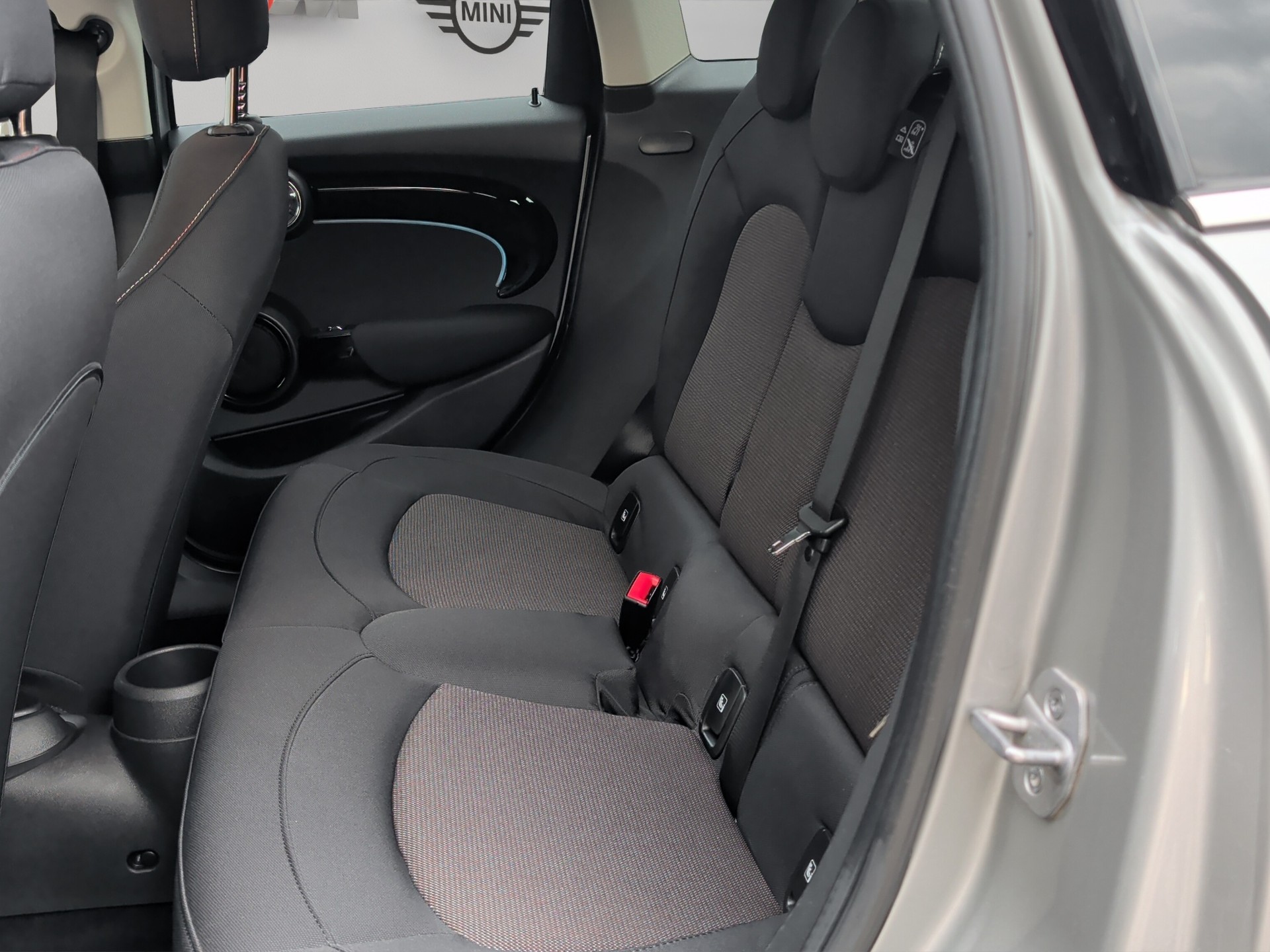 MINI Cooper Steptronic DKG-image-18