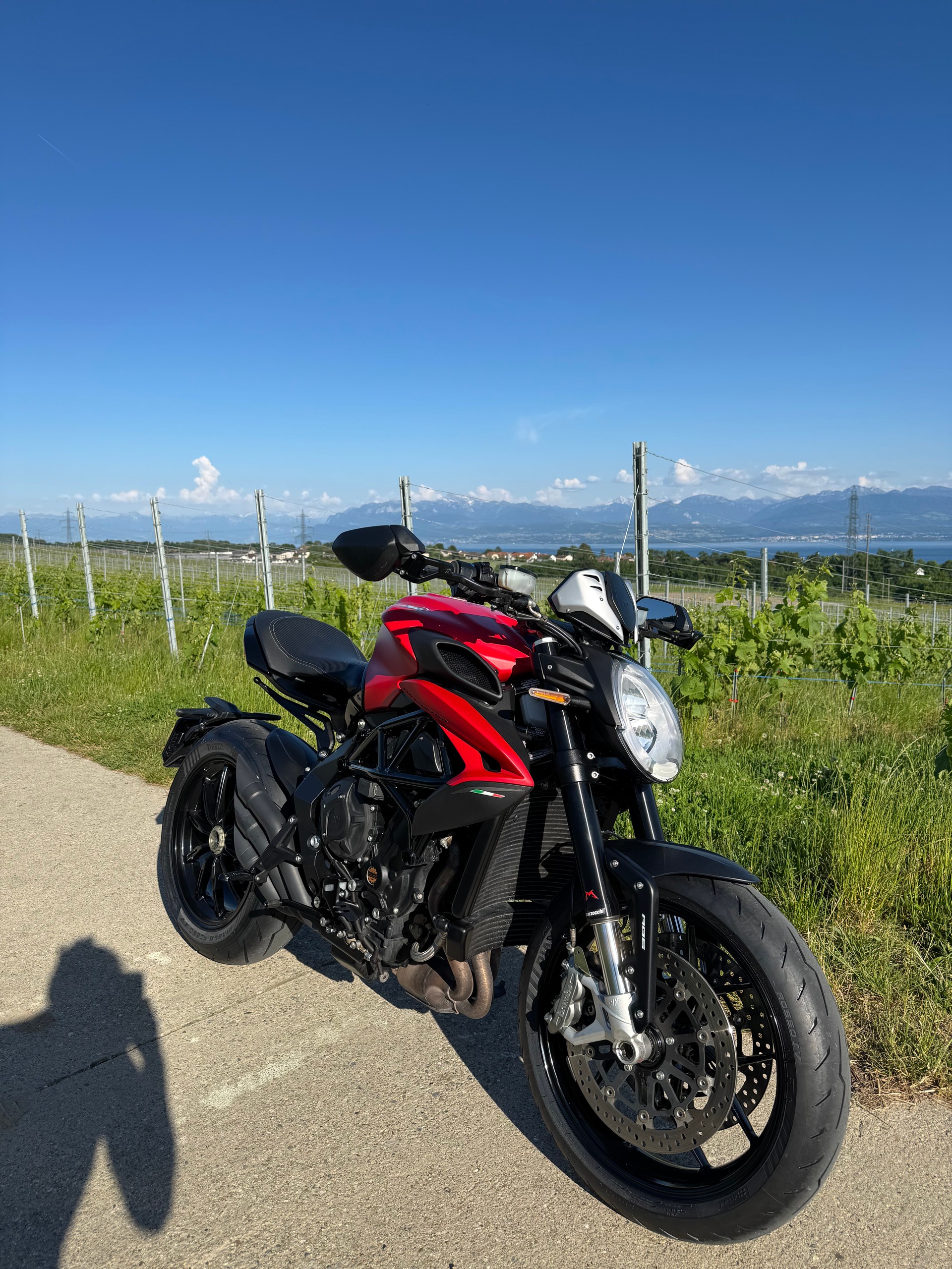MV AGUSTA Dragster 800 Rosso-image-1