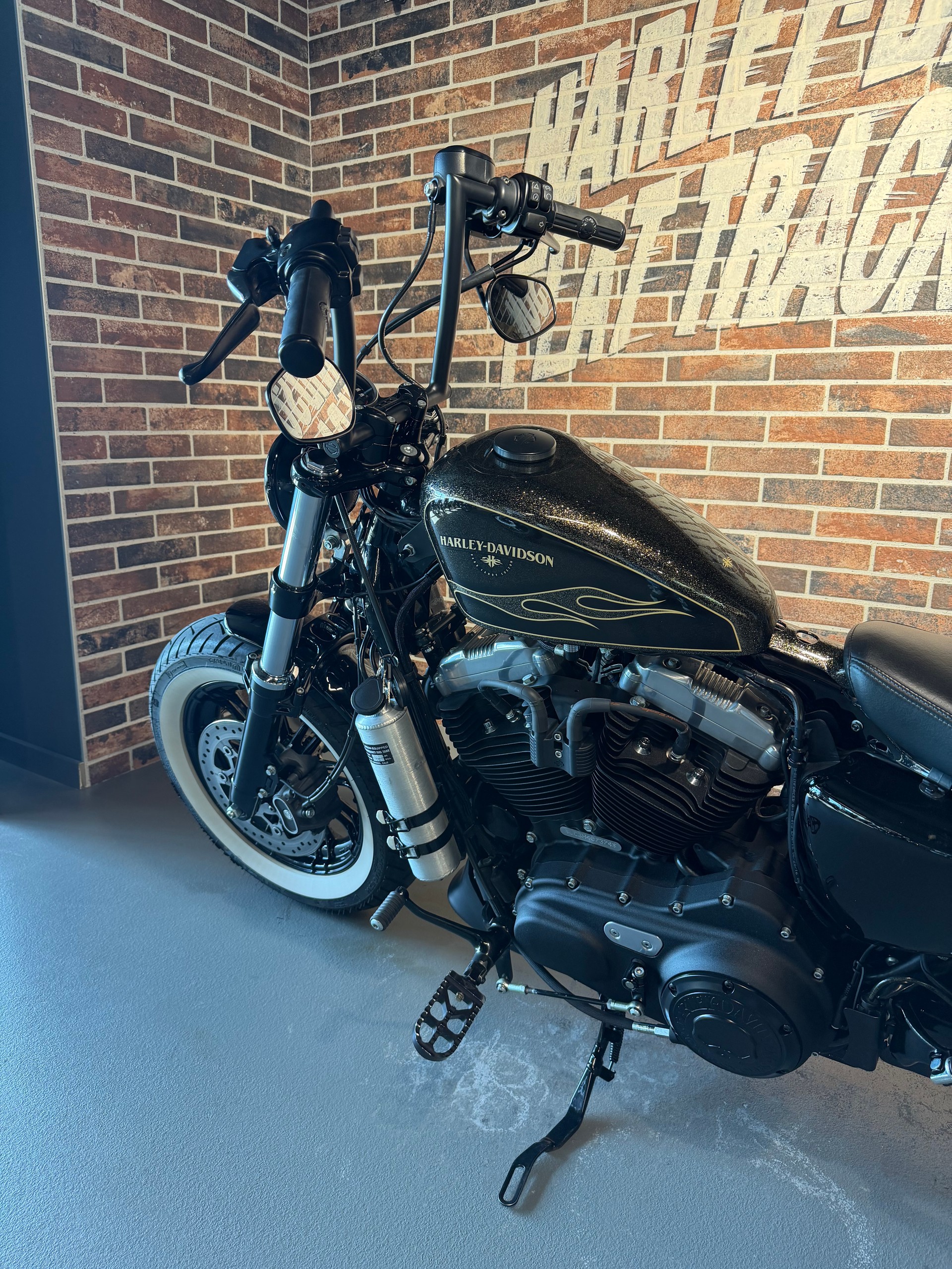 HARLEY-DAVIDSON XL 1200 X Forty Eight ABS (35kw)-showroom-element-2
