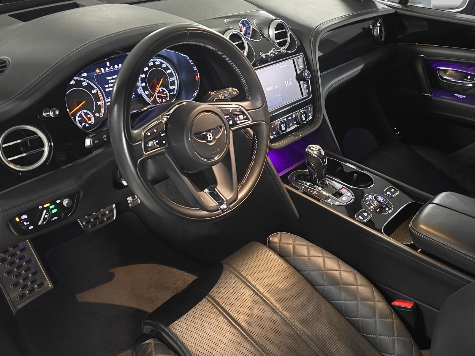 BENTLEY Bentayga W12-image-9