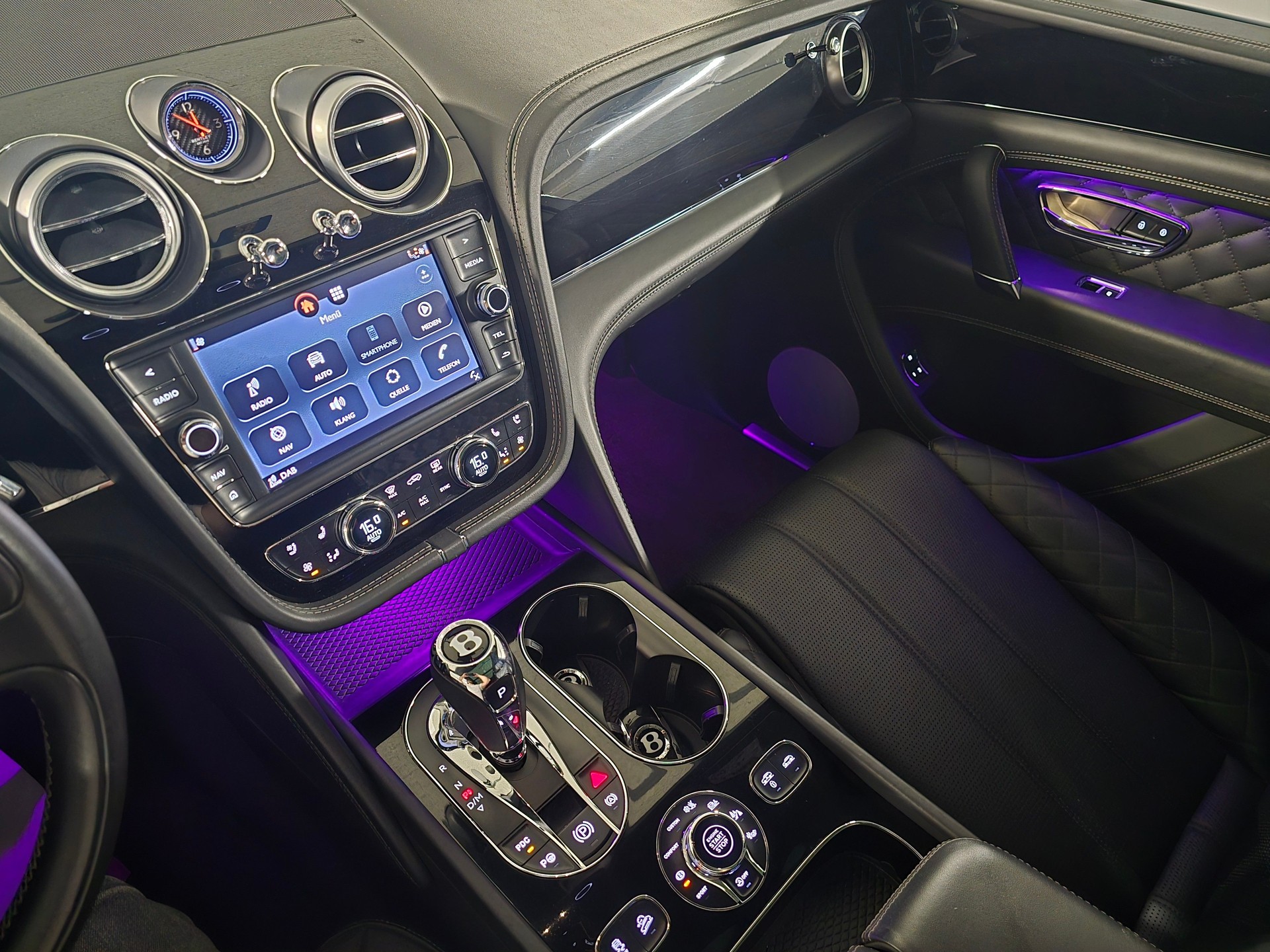 BENTLEY Bentayga W12-image-11