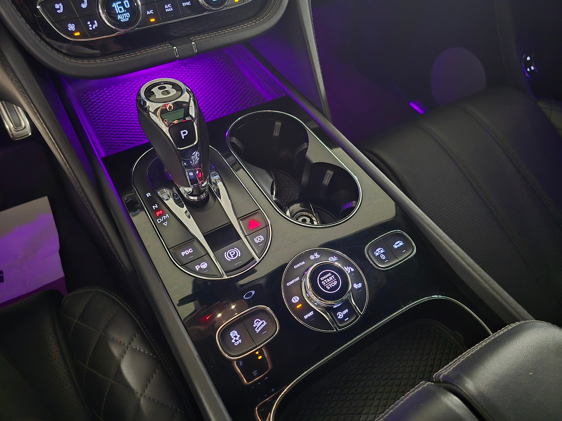 BENTLEY Bentayga W12-image-19