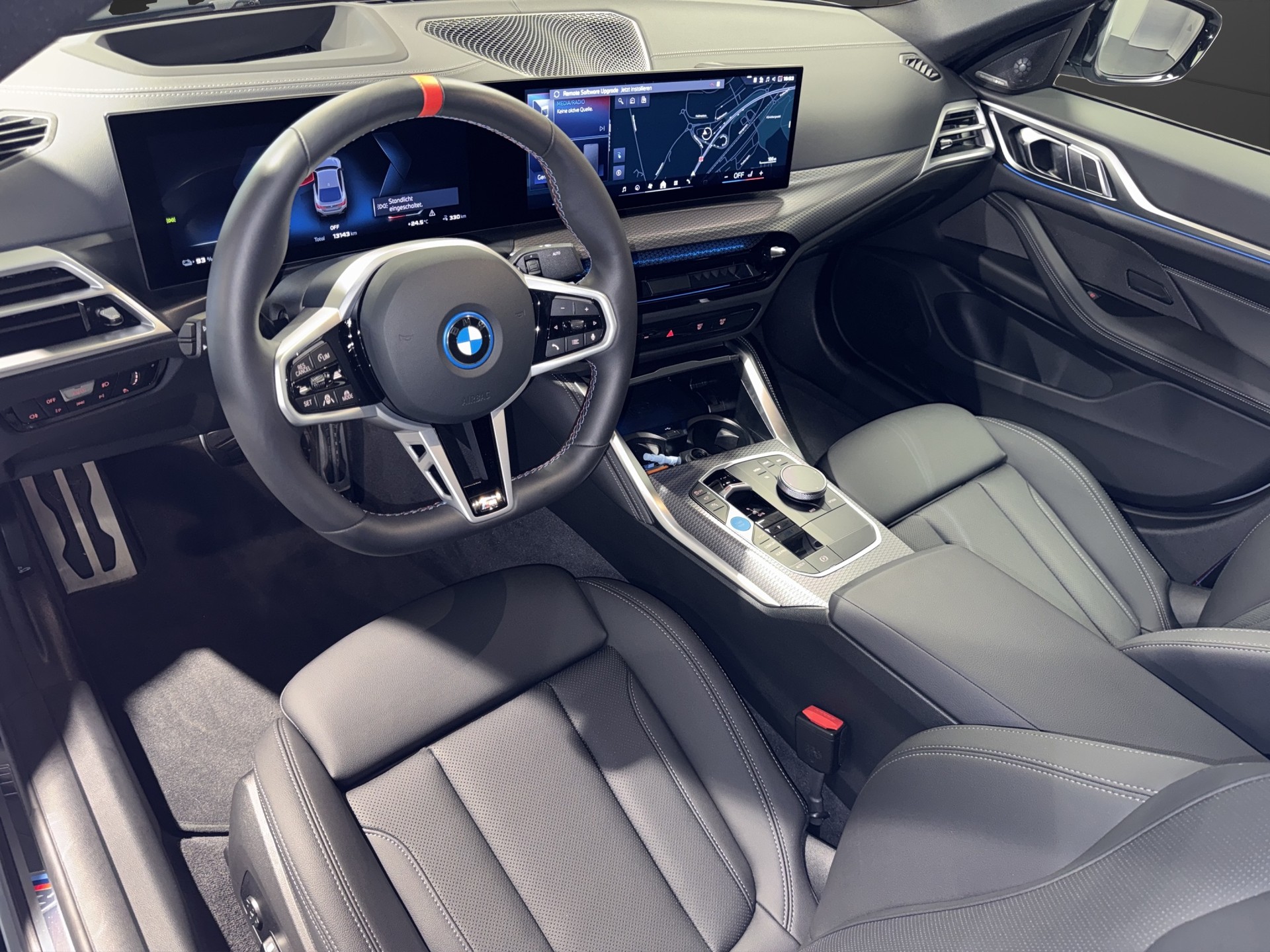 BMW i4 M60 xDrive-image-8